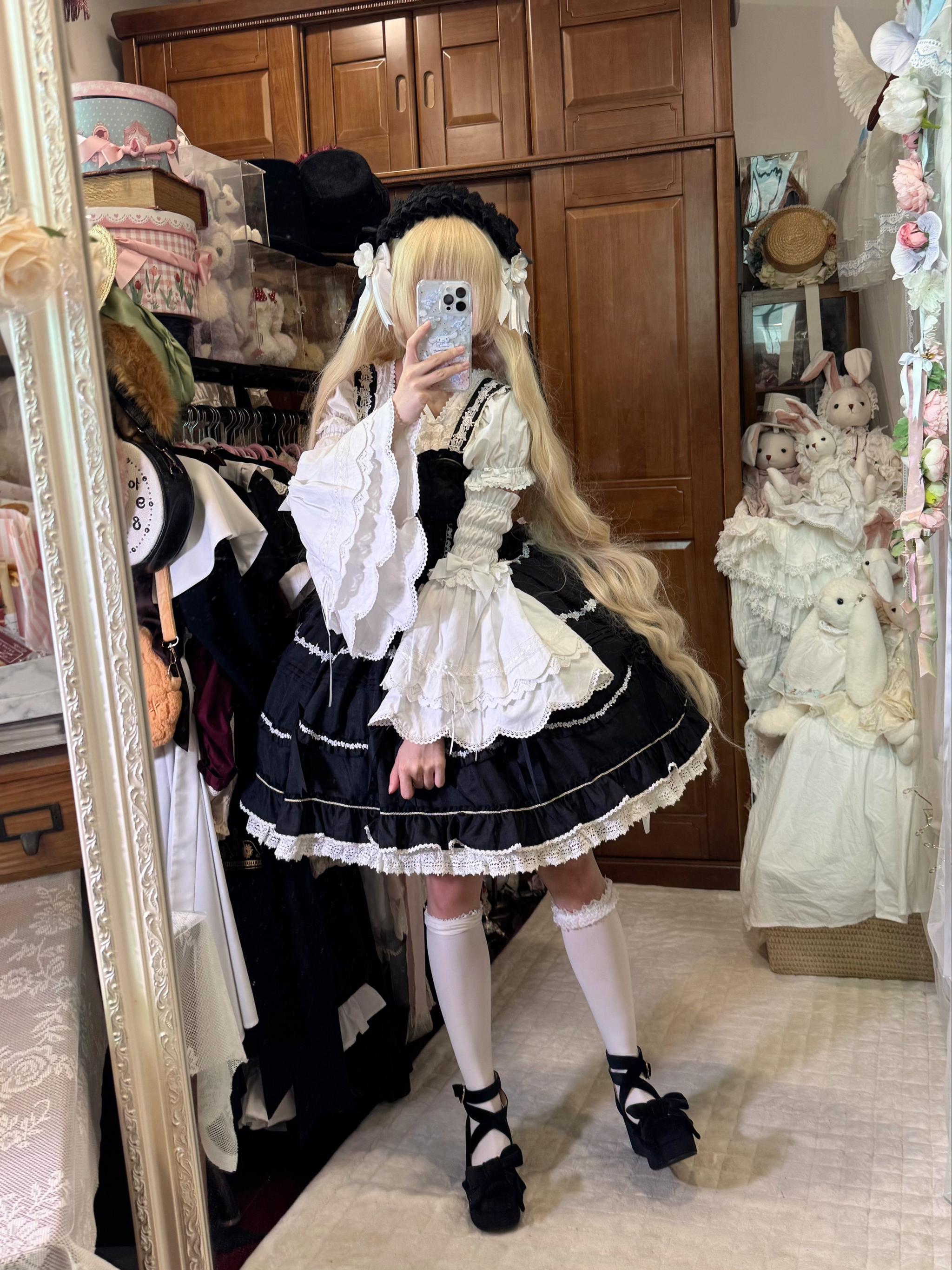 Haruhime Momoko - Cotton Old School Lolita Blouse, Cross Halter Neck