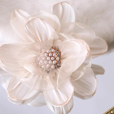 Xiaogui~Elegant Lolita Headdress Organza Flower Hairpin Off-white stamen diamond  
