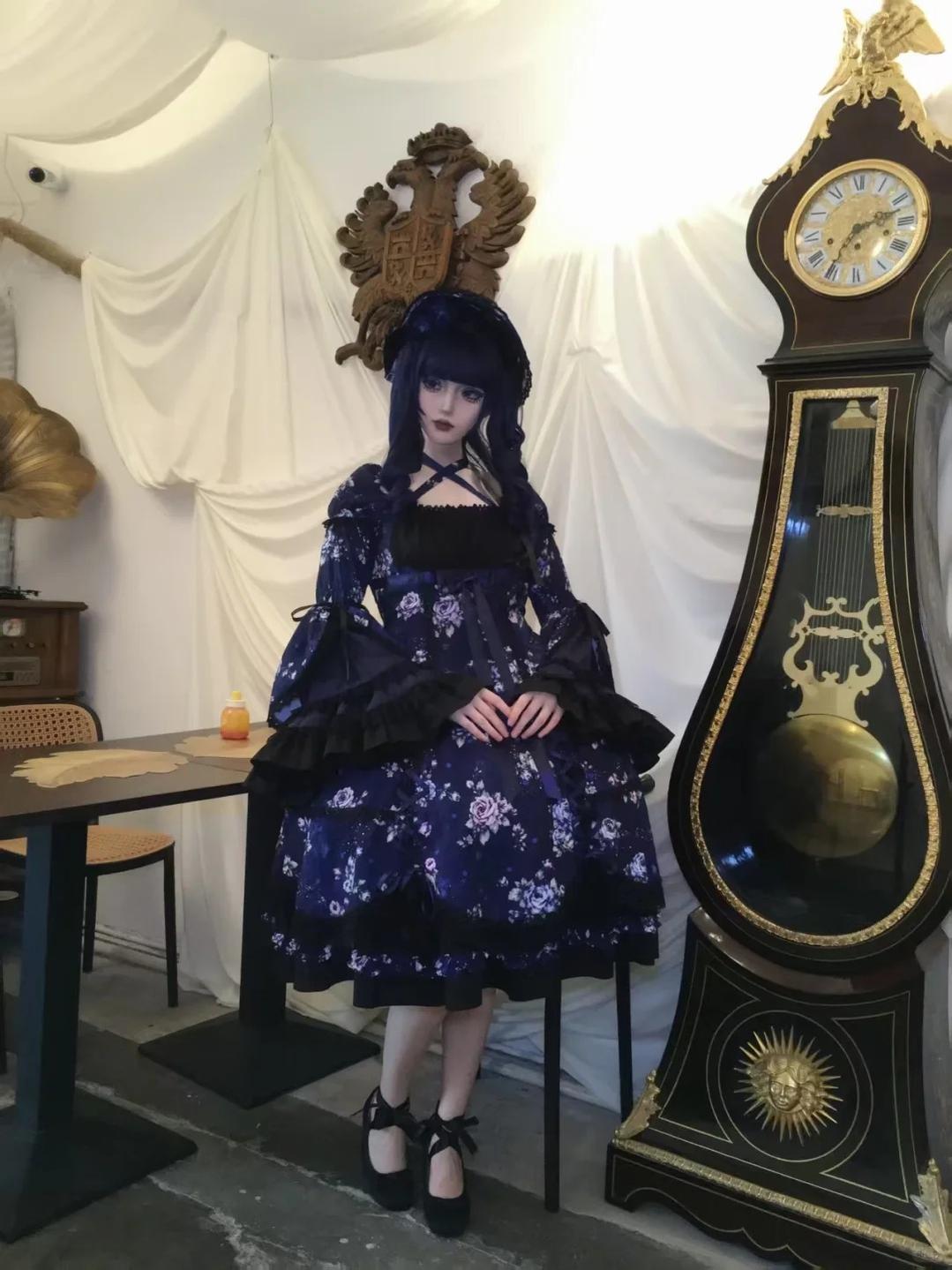 Starry Whisper - Six-panel Old School Lolita Rose Print OP Dress, Back Opening 45791:865225