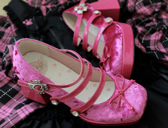 Pure Tea For Dream~Vintage Lolita Velvet Bow High-heel Shoes   