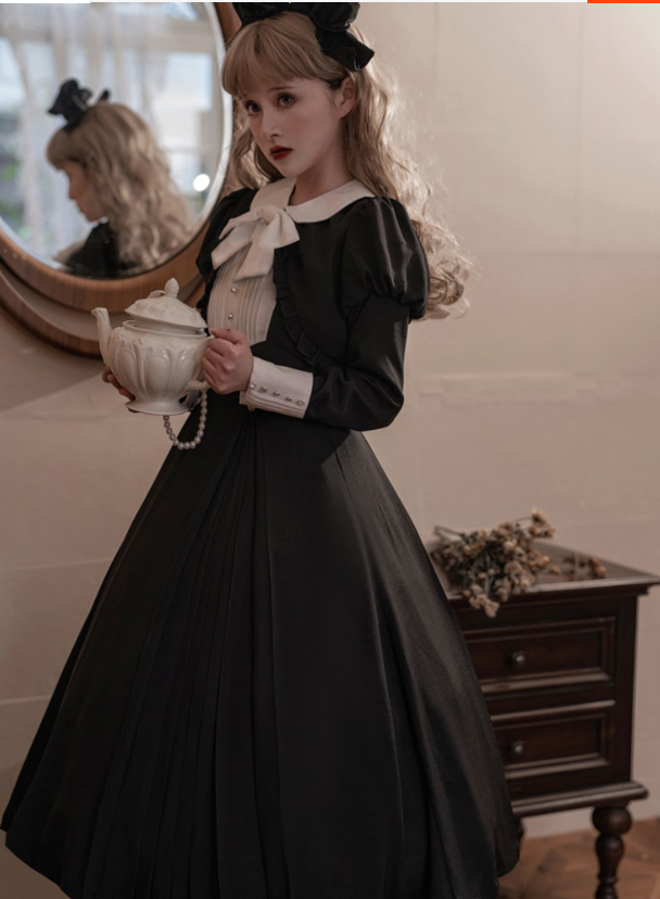 Letters from Unknown Star - Collection box - Spring Black Lolita OP