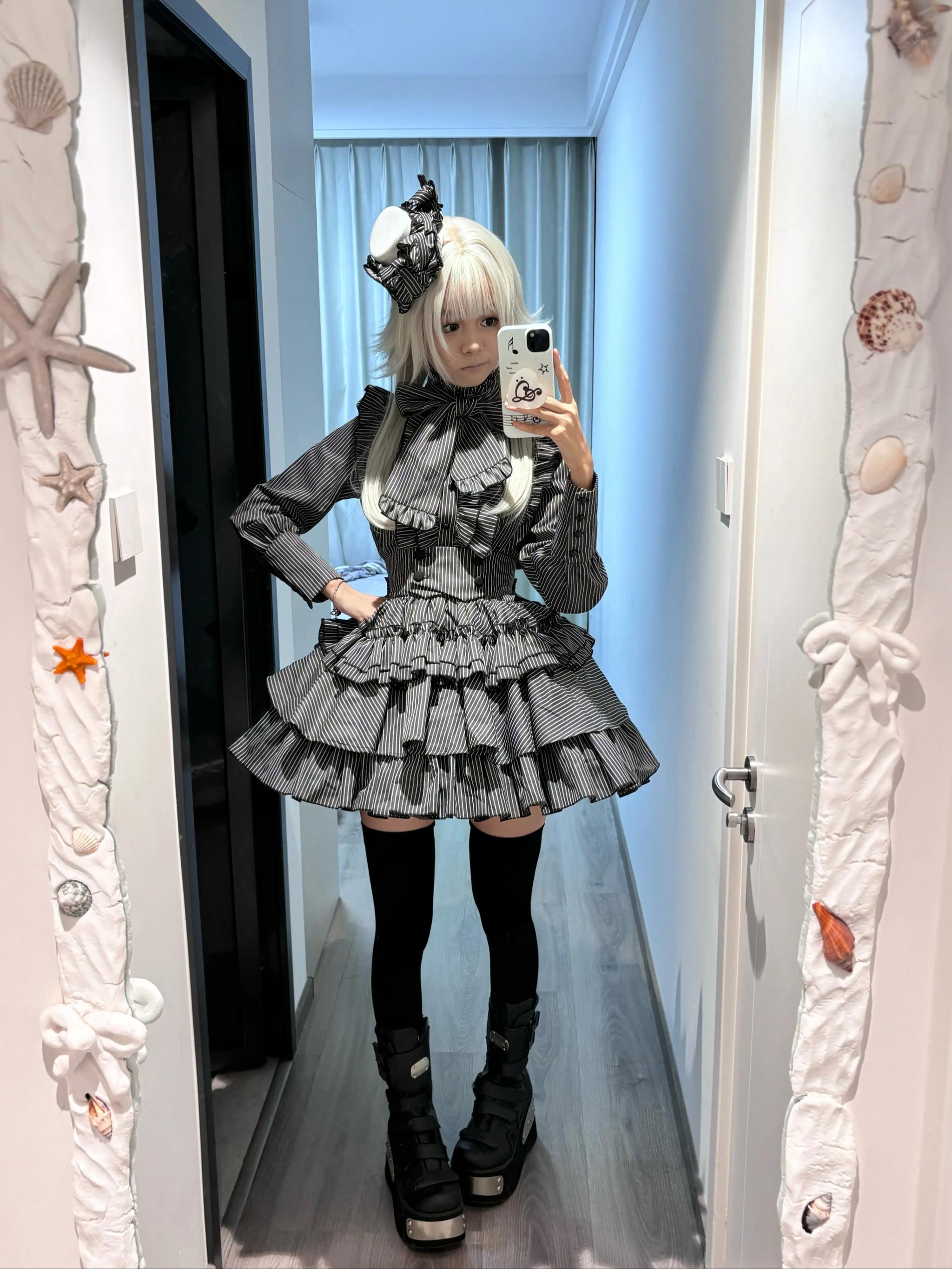 Doll Gift Box - Gothic Lolita Striped Blouse & Skirt Set, Back Zipper