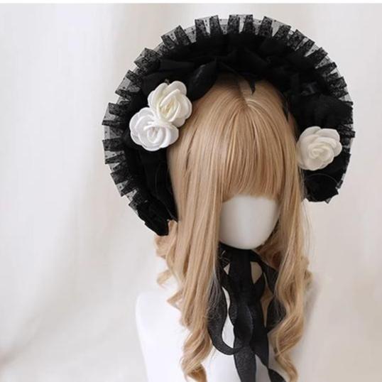 Xiaogui - Gothic Lolita Black Lace Flowers Bonnet One Size bonnet (black + white flower clips)