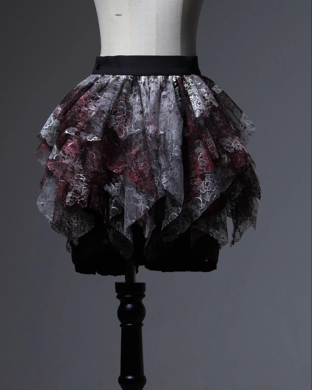 LilithHouse~Horror Park~Mysterious Gothic Lolita Pantskirt with Irregular Bloodstain (L M S XL / 红色) 39546:626524