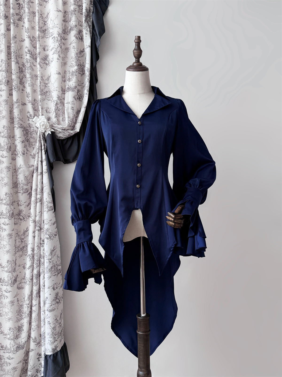 Muppet Mind Ben - Dream - Ouji Lolita Blouse Elegant V-neck Swallowtail Hem Shirt Navy blue blouse only (without jabot) S