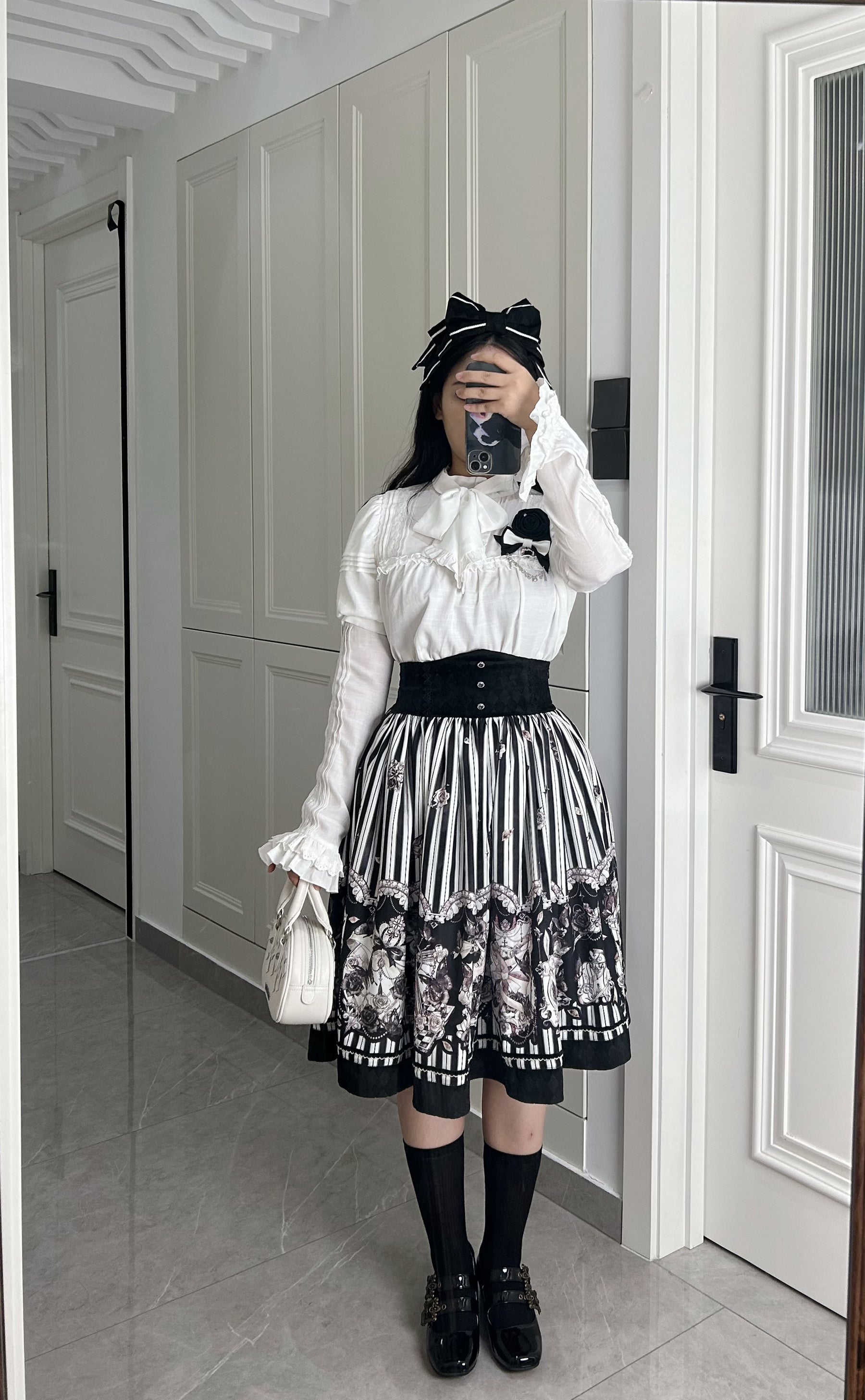 (Buyforme)Little Bear~Gothic Lolita Black and White Striped JSK Set 21350:301574