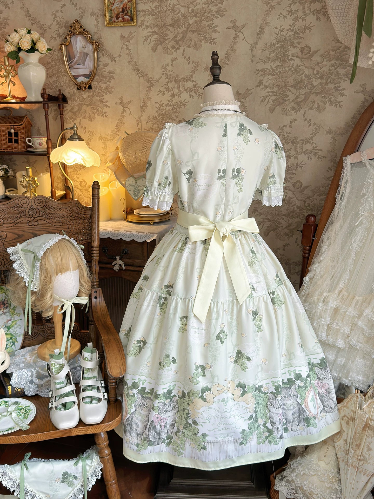 Grape Garden Cat - Classic Lolita Printed JSK Dress, Short Sleeve OP