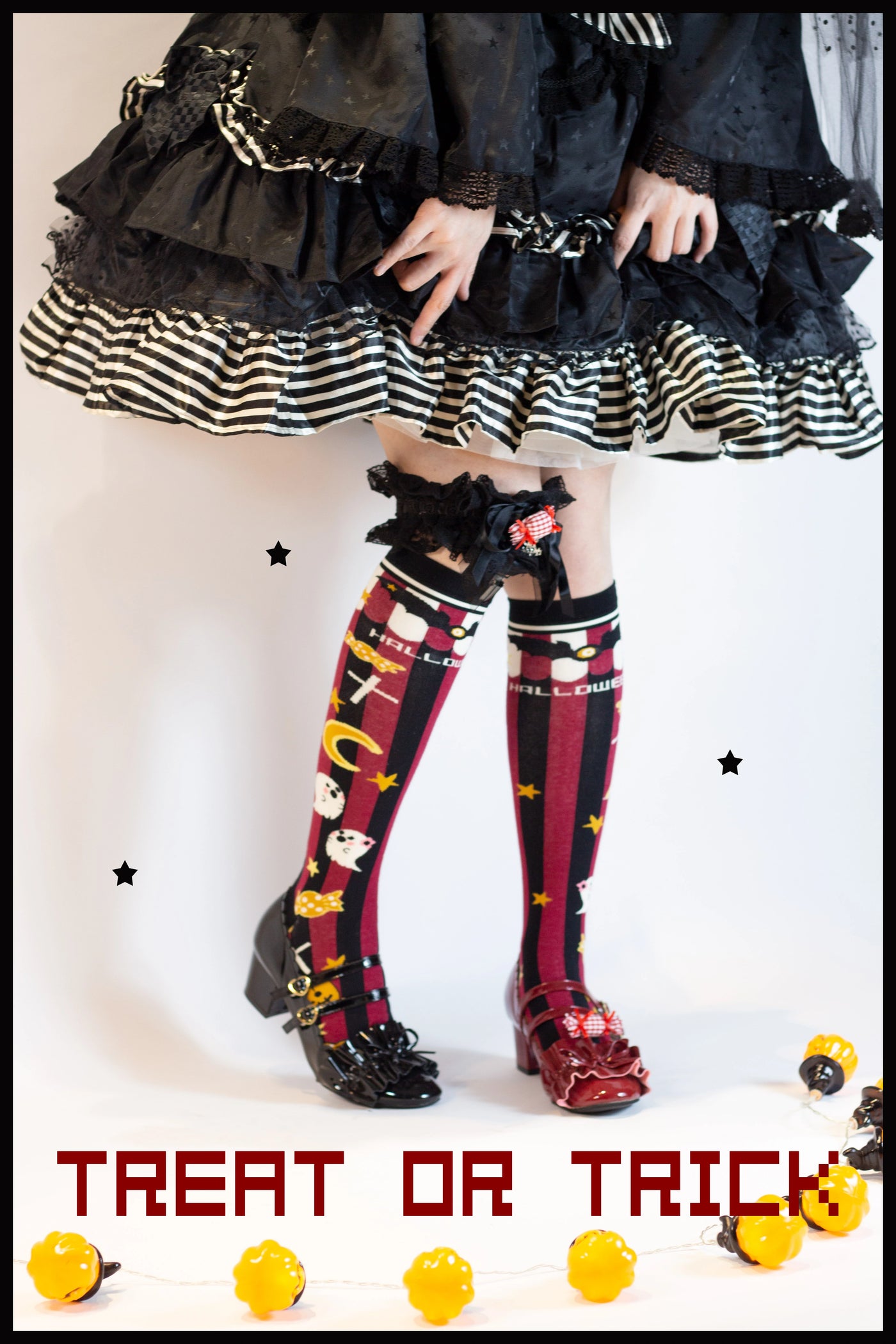 Yukines Box~Gothic Lolita Halloween Pumpkin Bat Socks red striped ankle socks 