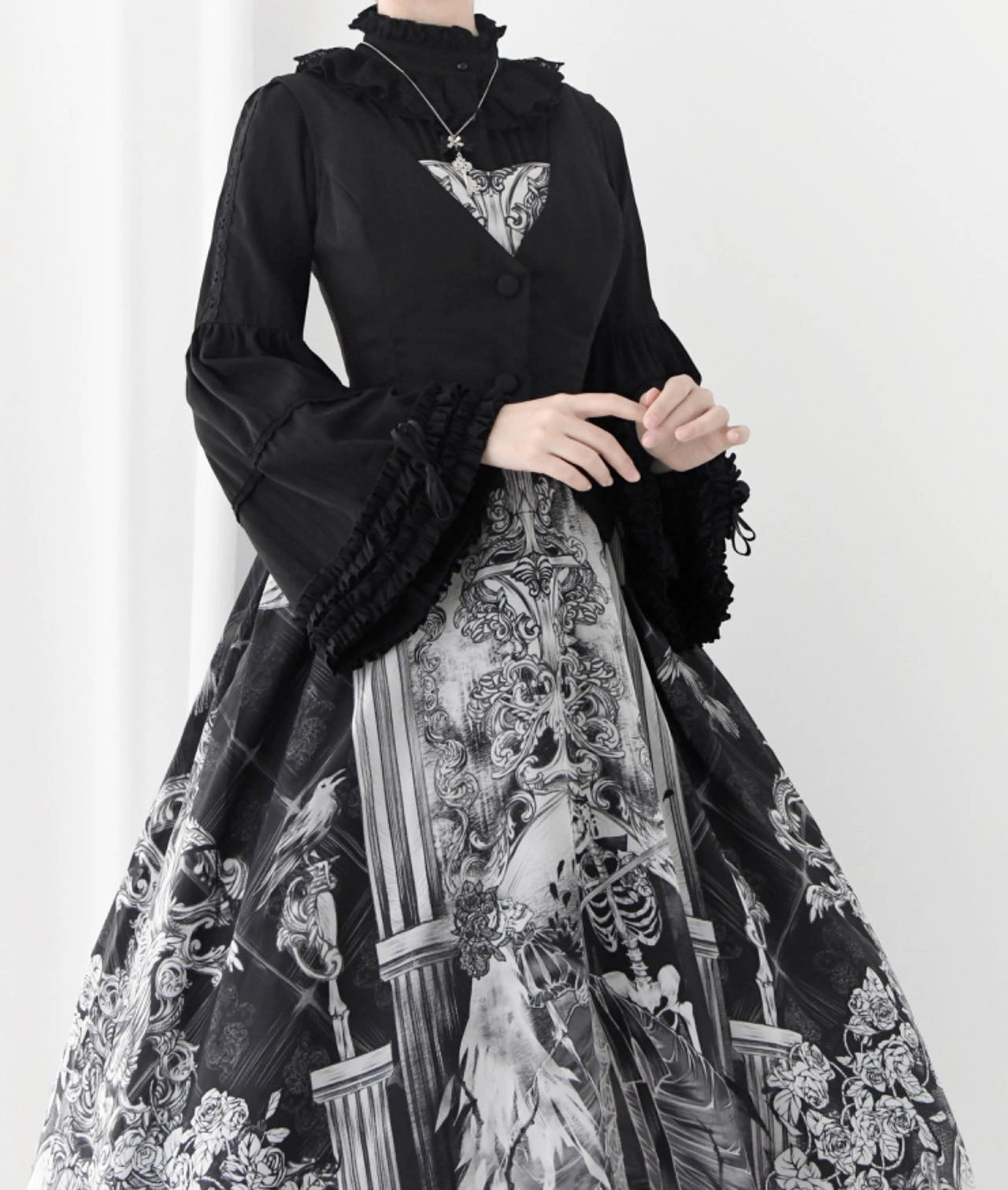 DMFS Lolita - Ever-Changing Enchantress - Classic Lolita Blouse, Tightening Hime Sleeve 44208:798668