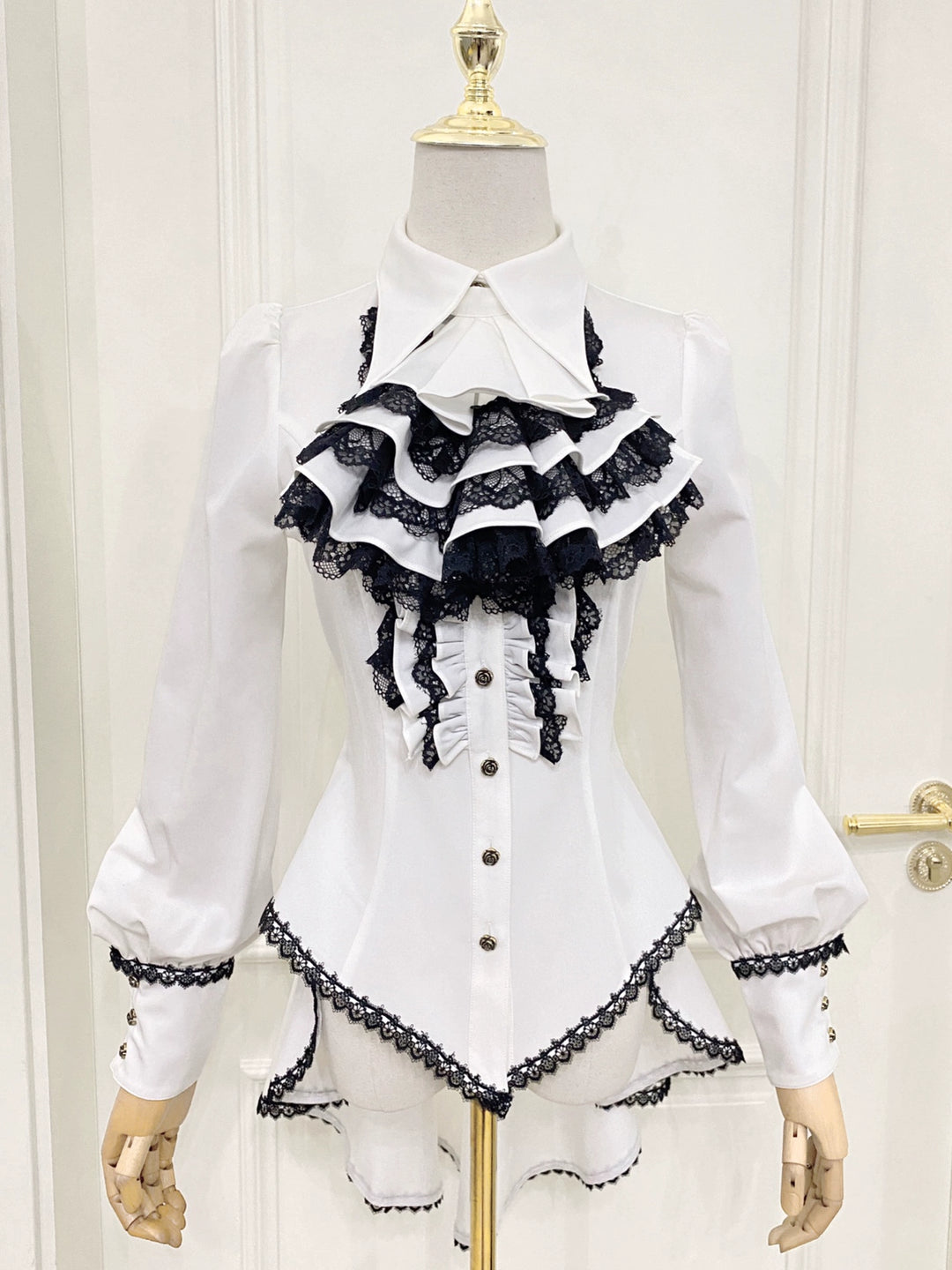 Little Dipper~Gothic Lolita Shirt Goth Long Sleeve Blouse Off-white Shirt (black lace) Only S 