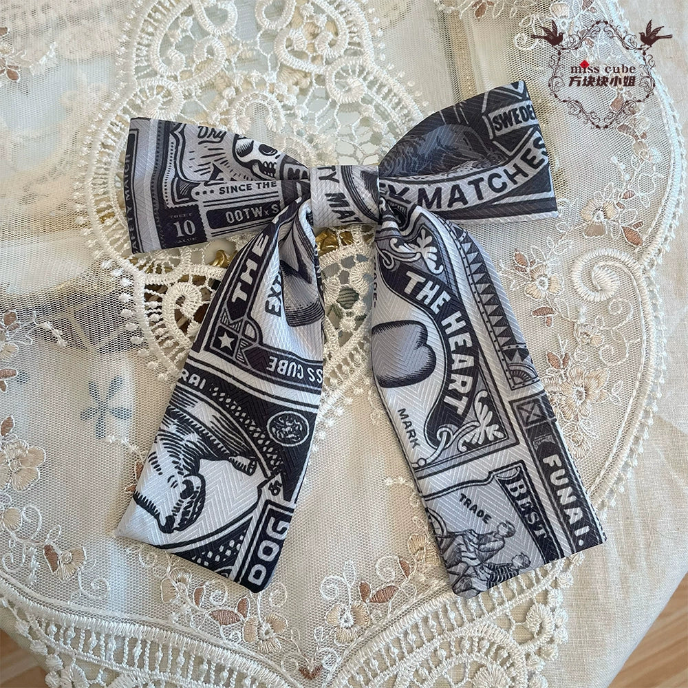 Miss Cube - Antique Label - Retro Lolita KC Straw Hat Bow Tie Black and White Bow Tie