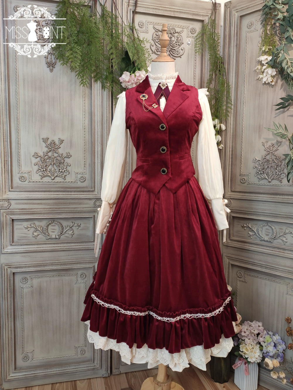 Miss Point~Rose Doll~Retro Lolita Vest Velvet Lolita Waistcoat XS wine red 