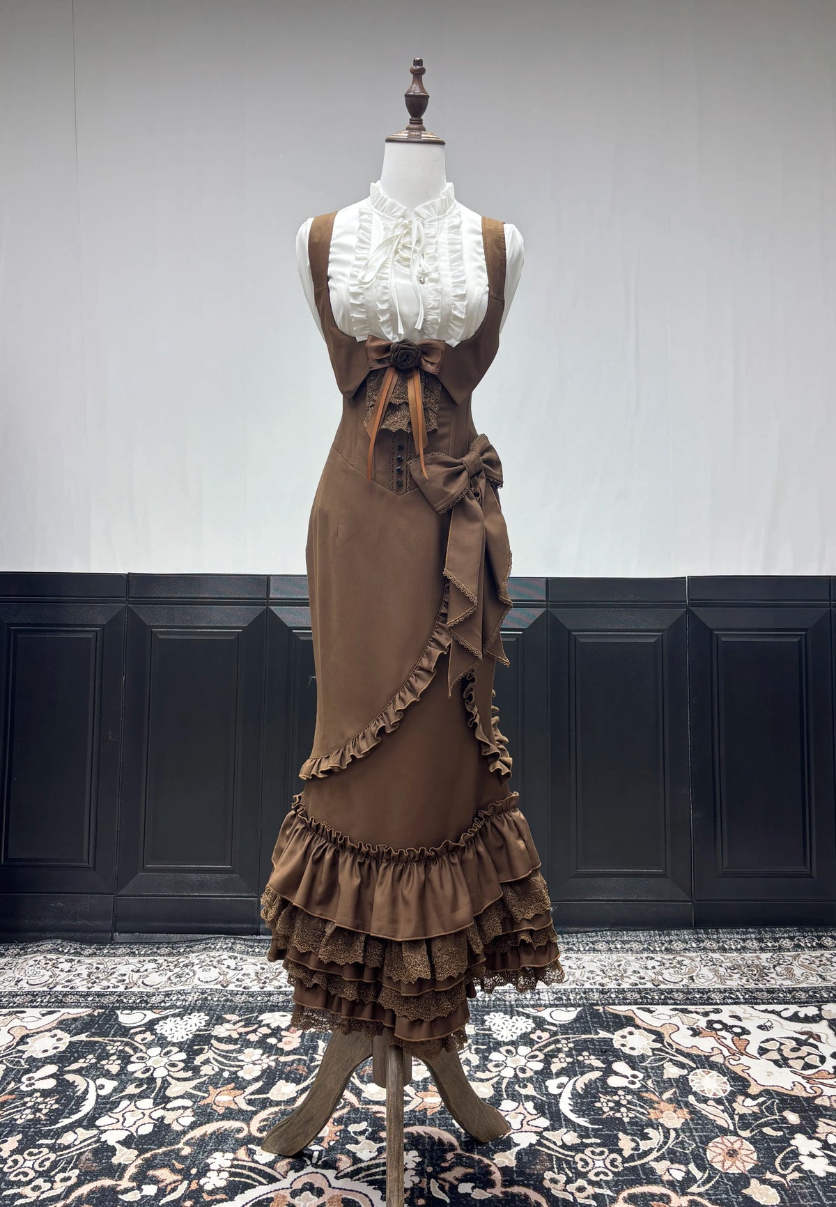 Miss Winnie - Gothic Lolita Blouse & Mermaid JSK Dress Set, Ruffle Lace Hem 46027:872870