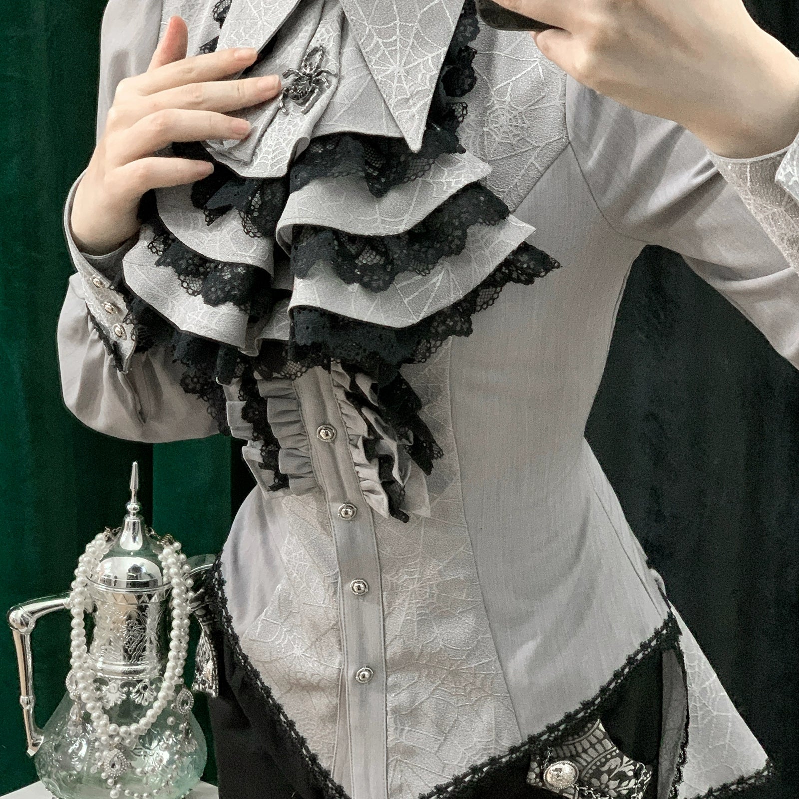 Little Dipper - Cold Rice - Ouji Lolita Jabot with Metal Spider Pendant 42877:756399