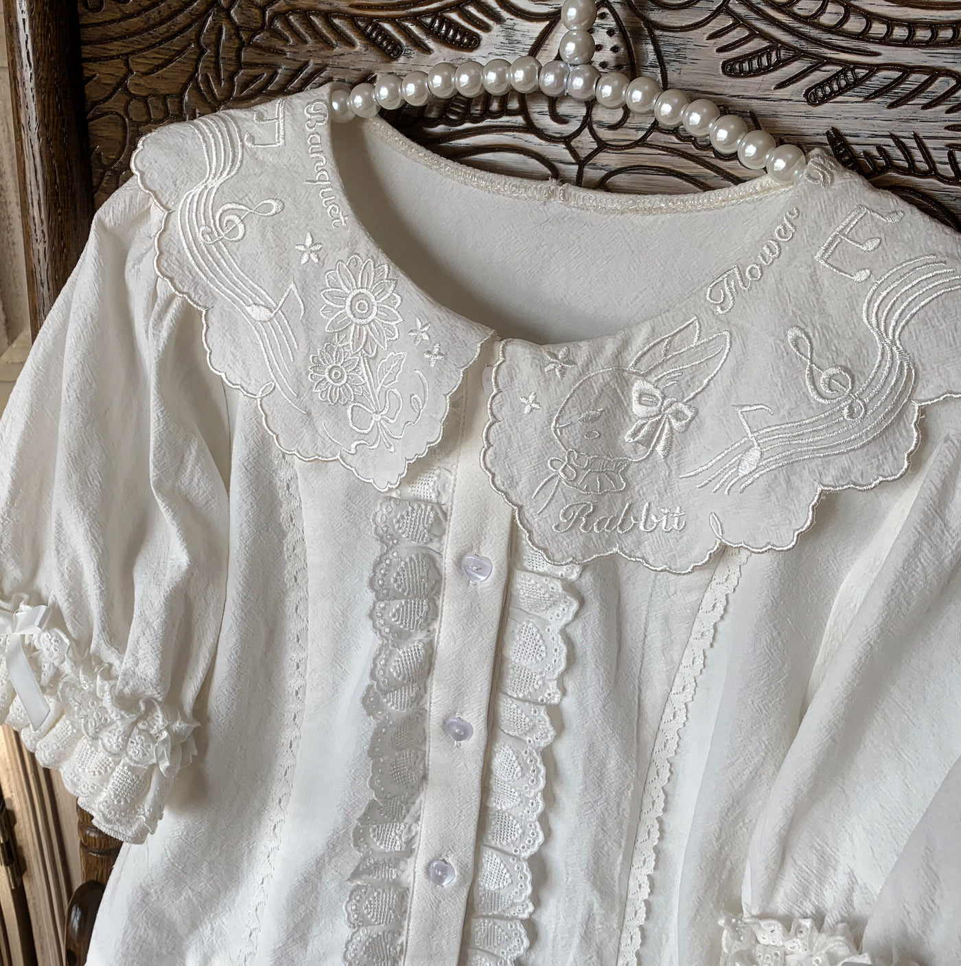 Flower Banquet~Kawaii Lolita Cotton Bunny Embroidery Blouse XS white (short sleeve) 