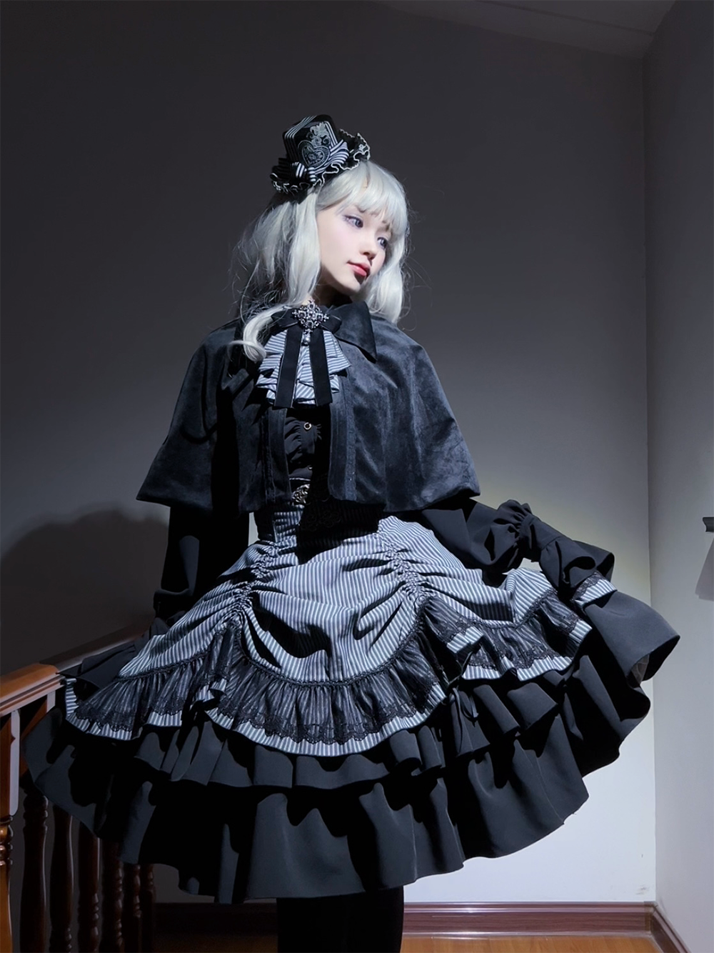 Perint Manor - Gothic Lolita Striped Dress, Tailor-made