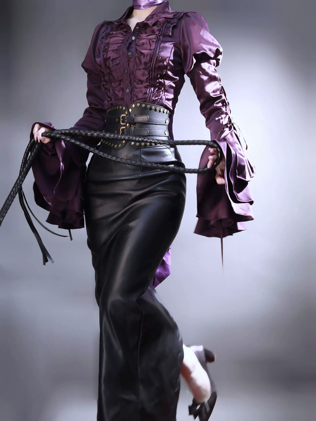 Flower Messenger~Endless Night~Gothic Lolita Shirt with Batwing Collar and Puffy Sleeves