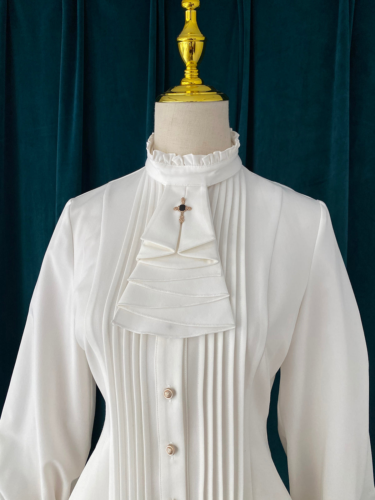 Little Dipper - Elegant Lolita Mutton Sleeve Stand Collar Blouse Creamy White S