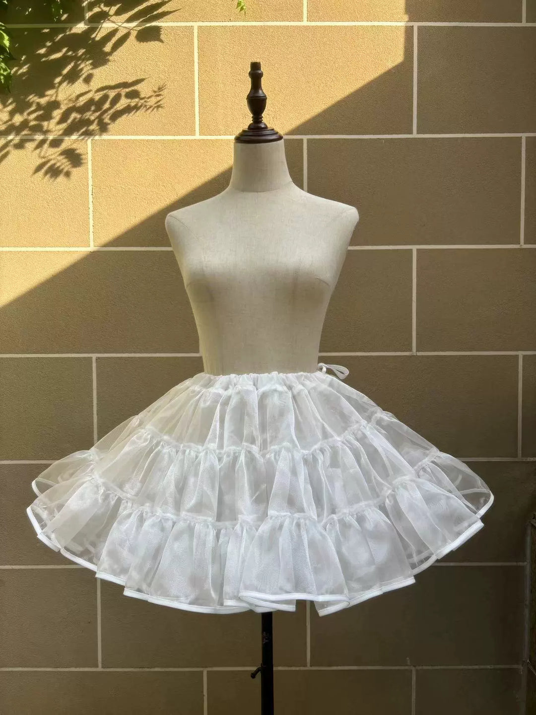 Platycodon House~Lolita Petticoat 36CM White Skirt Support free size 36cm violent petticoat ( stiff gauze with an 12-meters volume) 