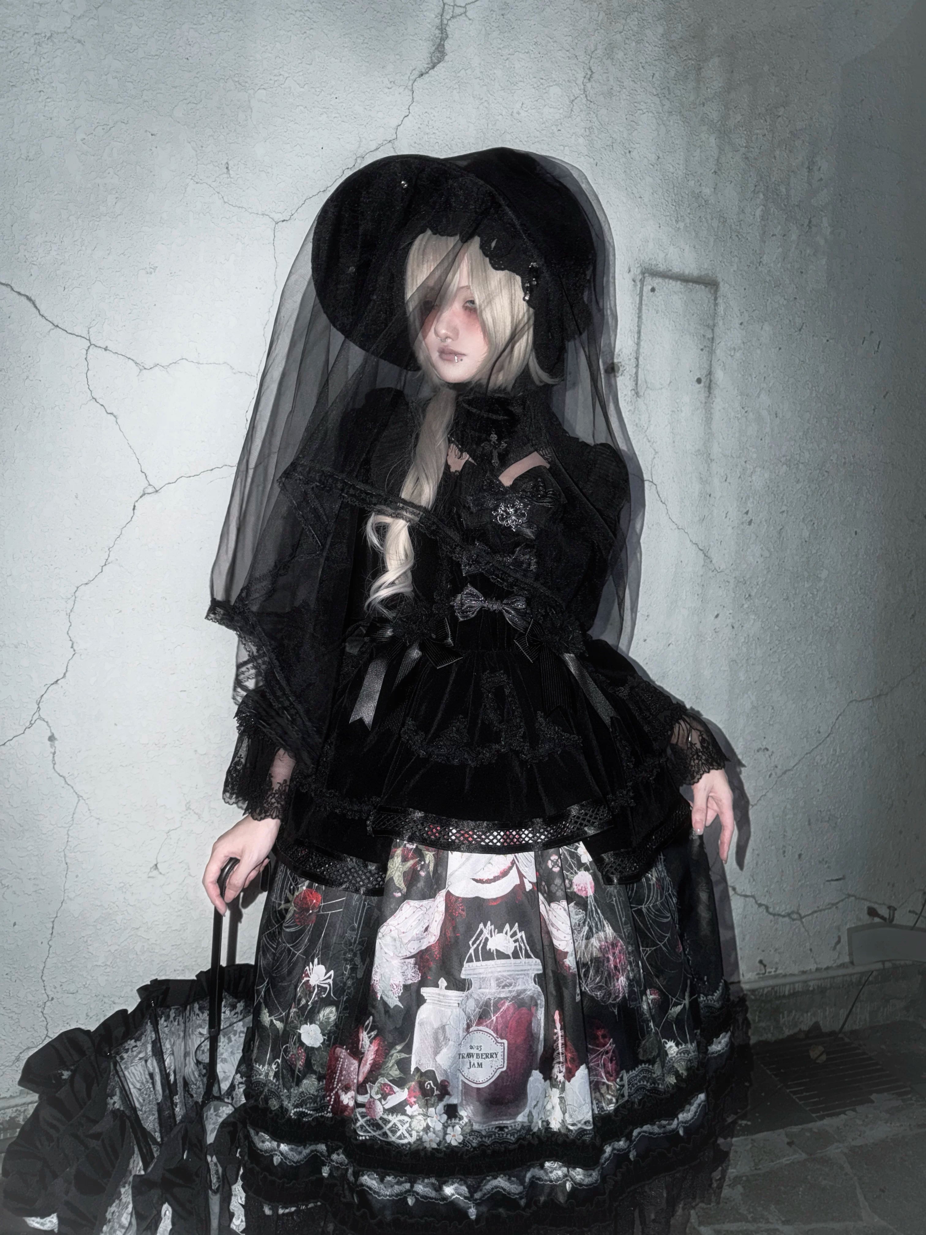 Monster Strawberry Hunt - Gothic Lolita Strawberry Printed Velvet Dress Set 45737:859905