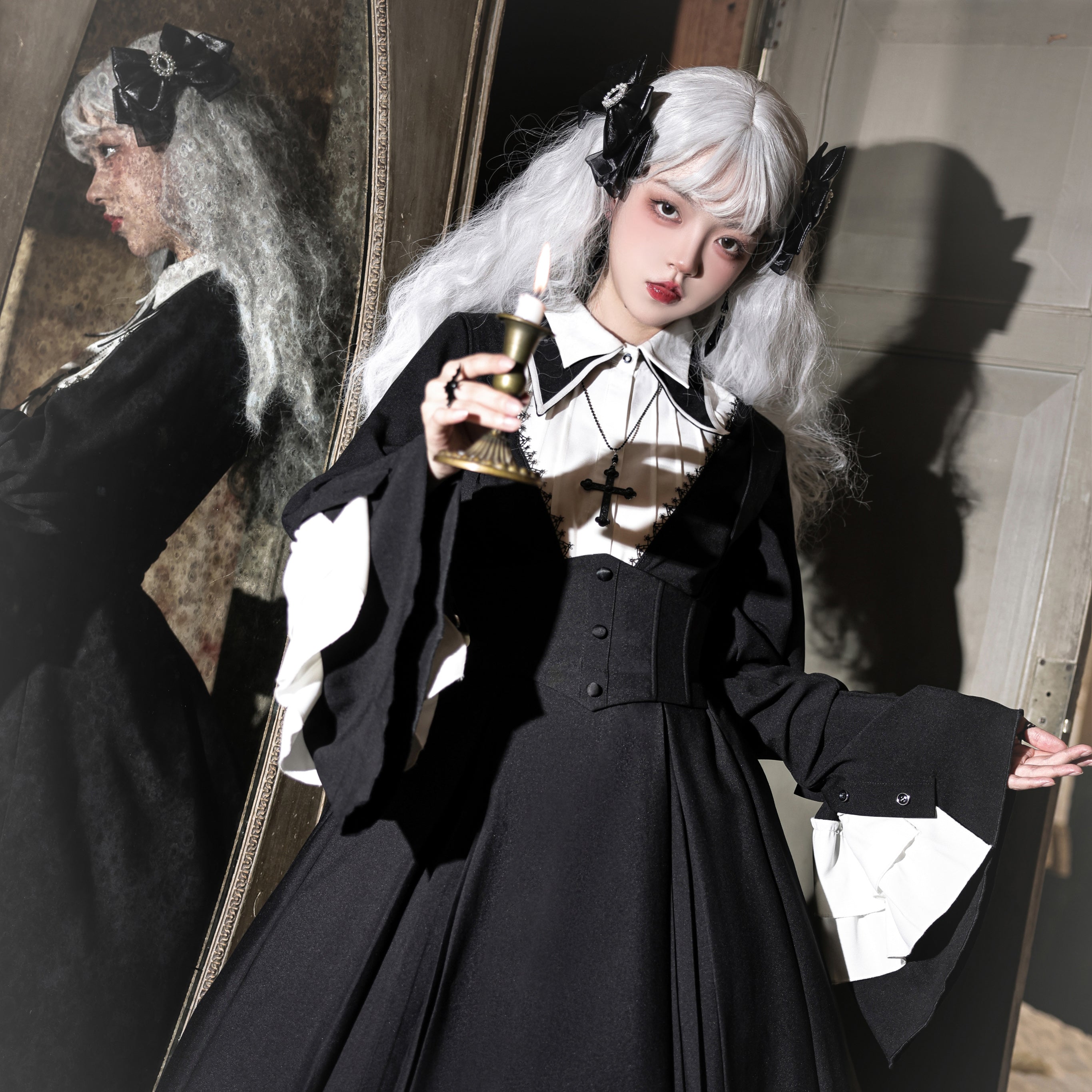 Susin Lolita - The Cross Salute - Gothic Lolita Cross Accessories