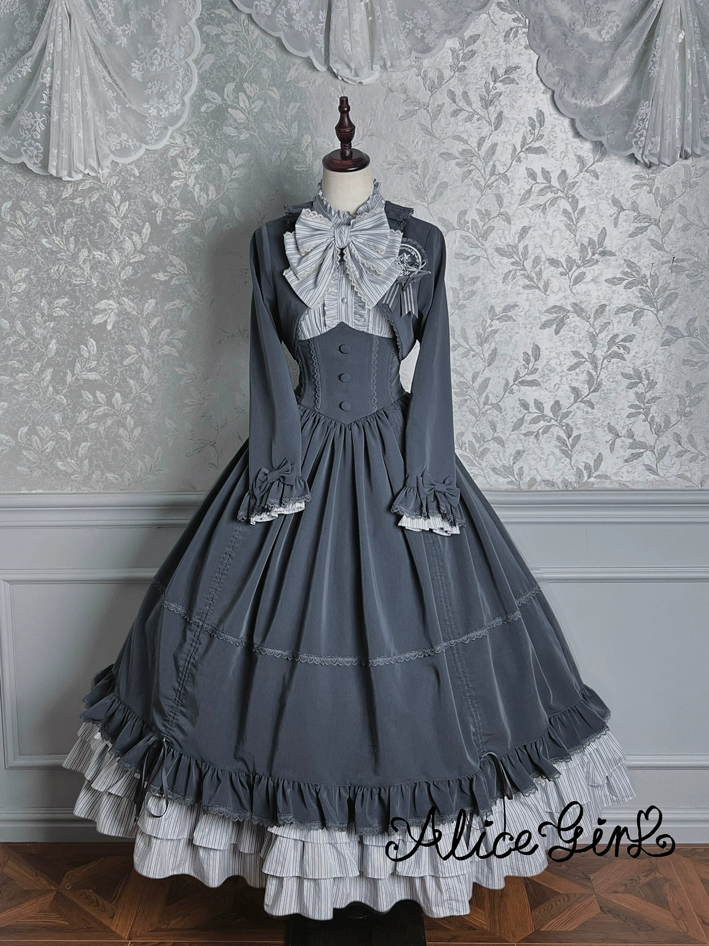 Alice Girl - Duke of Victoria - Classic Lolita SK & Overskirt Set 44092:794876