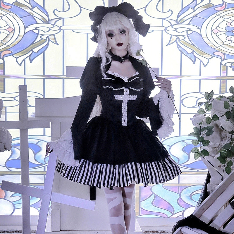 With PUJI~Requiem of Peace~Gothic Lolita Halloween Dress Fake Two-Piece OP   