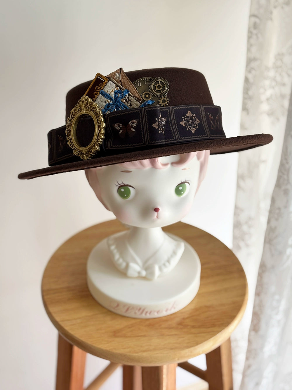 Miss Point - German Bookshelf - Classic Lolita Headdress, Socks, Necklace, Brooch 44024:792080