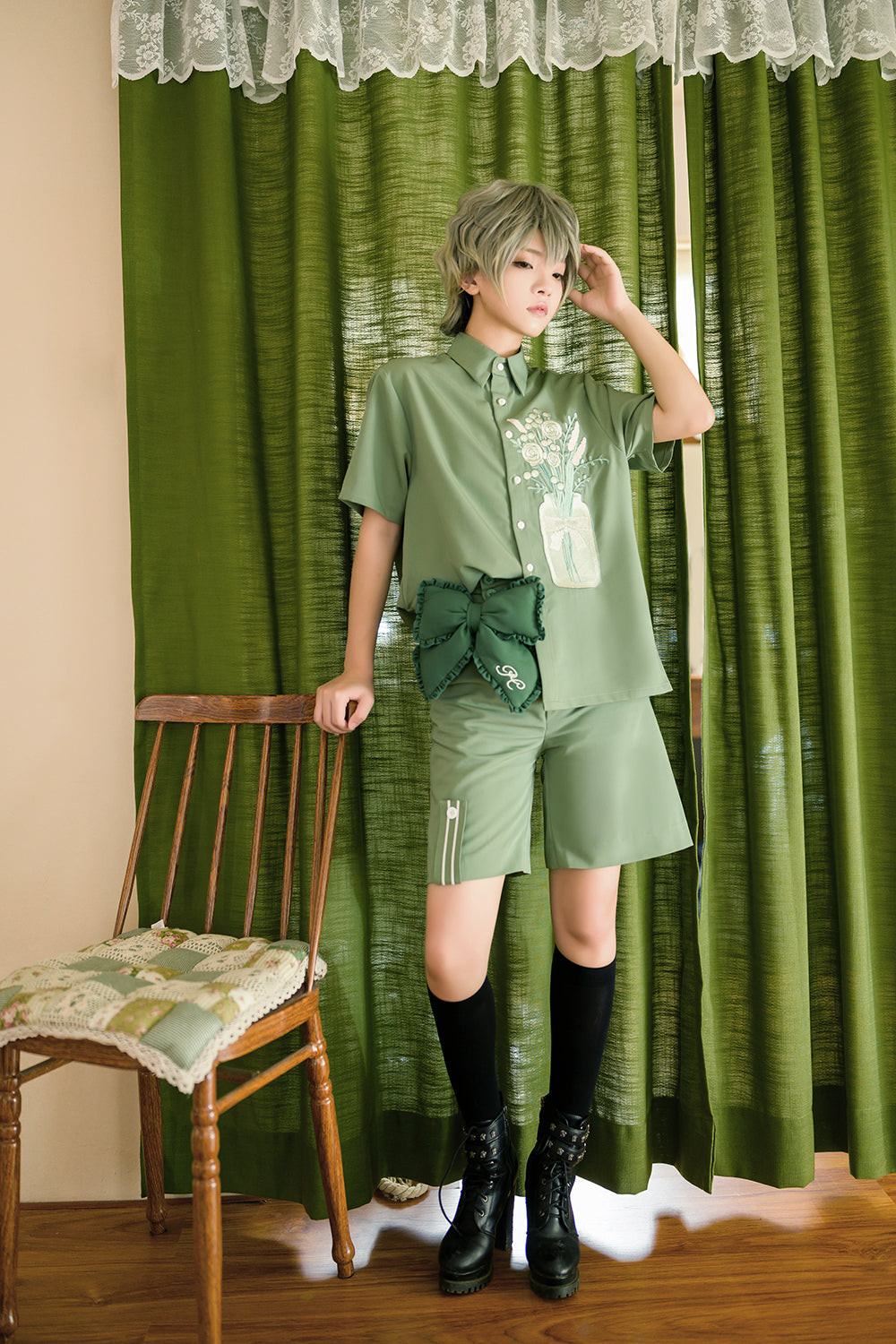 Princess Chronicles - Limited Flowering Time - Ouji Lolita Green Flower Embroidery Shirt