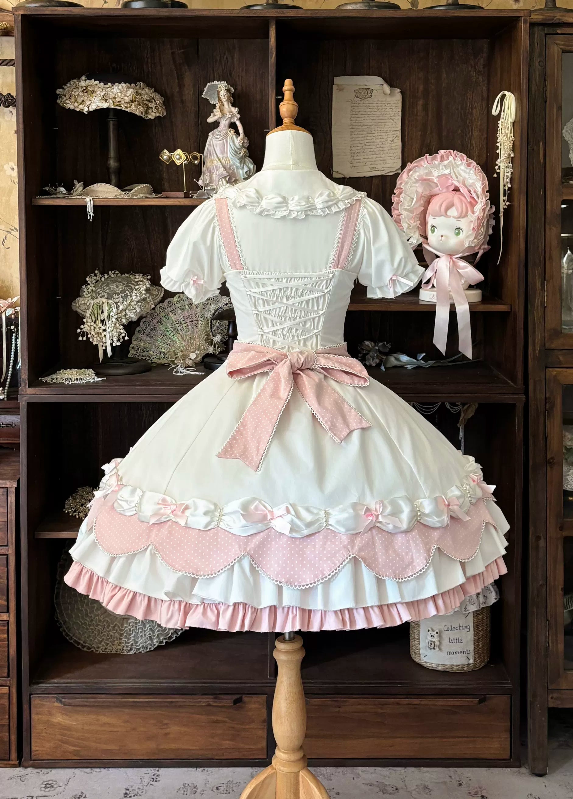 Cream Rosette Cake - Old School Lolita JSK Dress, Rose & Pearl Accents 45769:861450