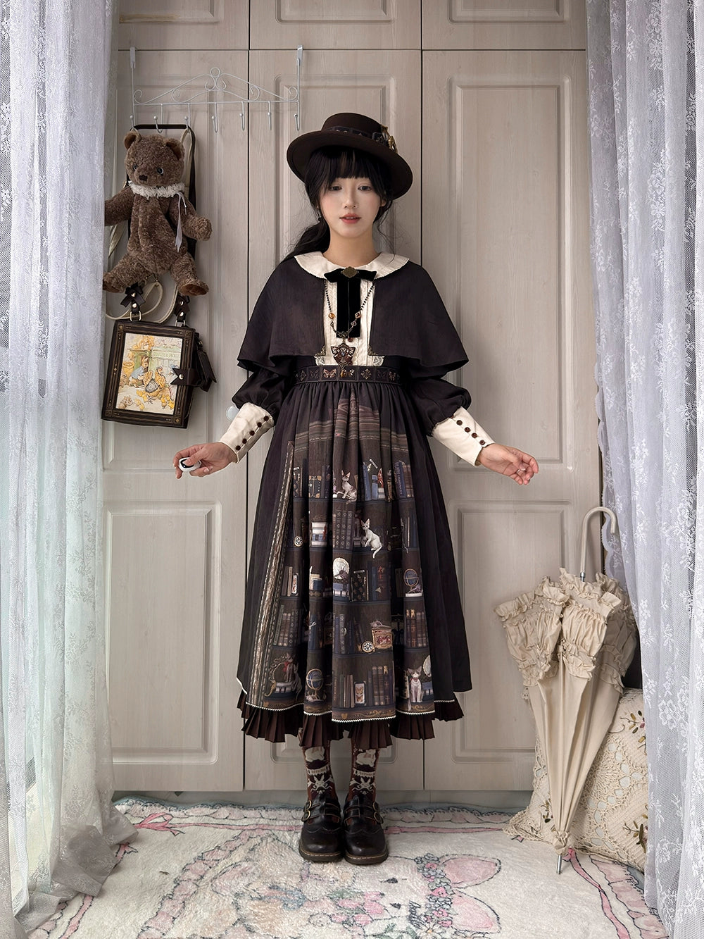 Miss Point - German Bookshelf - Classic Lolita OP Dress & Detachble Cape 44023:792397