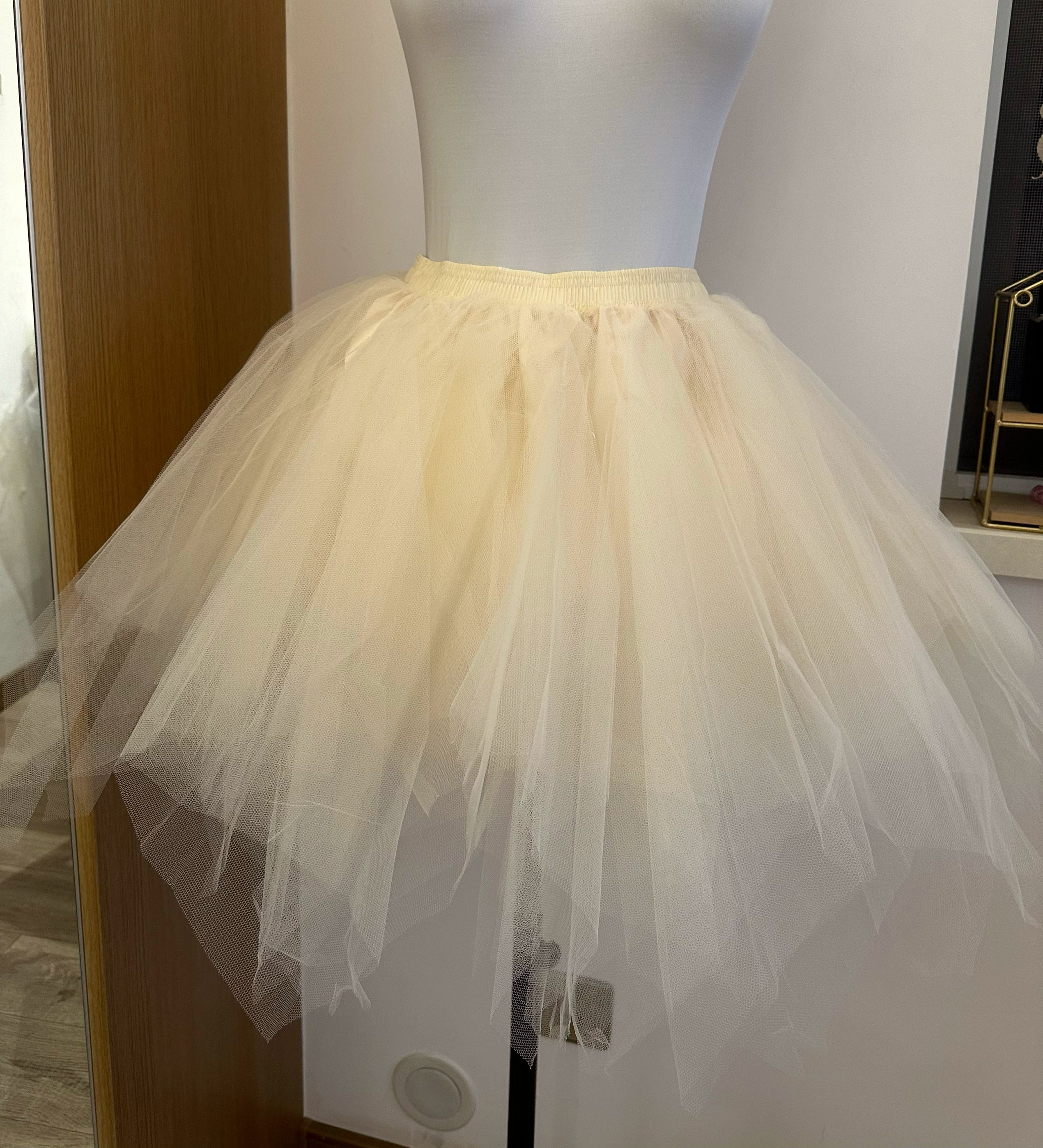 Kiko Lolita - Nightshade Princess - Beige Lolita Petticoat With Asymmetrical V-hem Beige Petticoat Only (One Size)