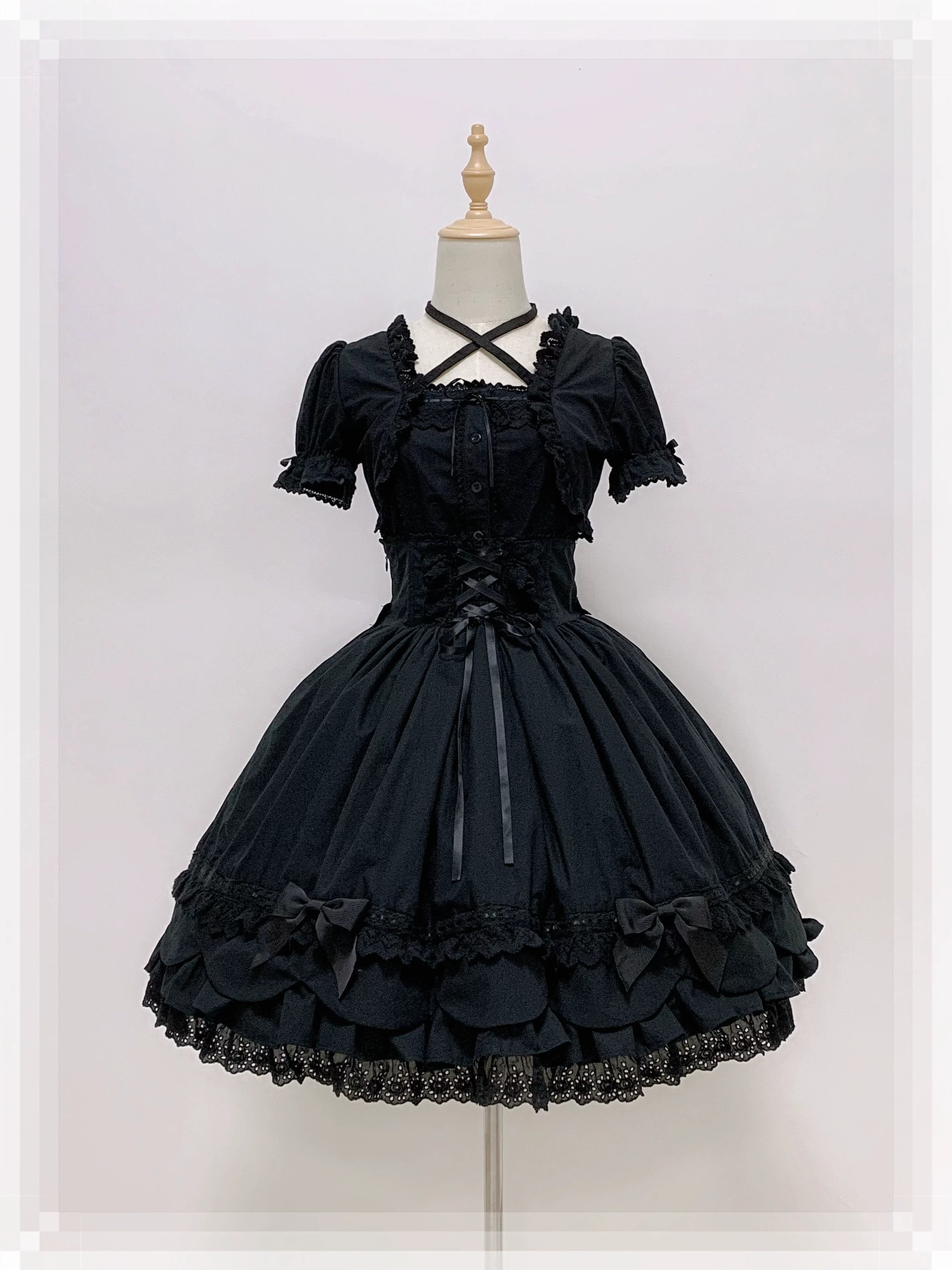 Haruhime Momoko - Cotton Old School Lolita Skirt with Tiered Back Overlay Black SK Only (with black tiered back overlay) One size
