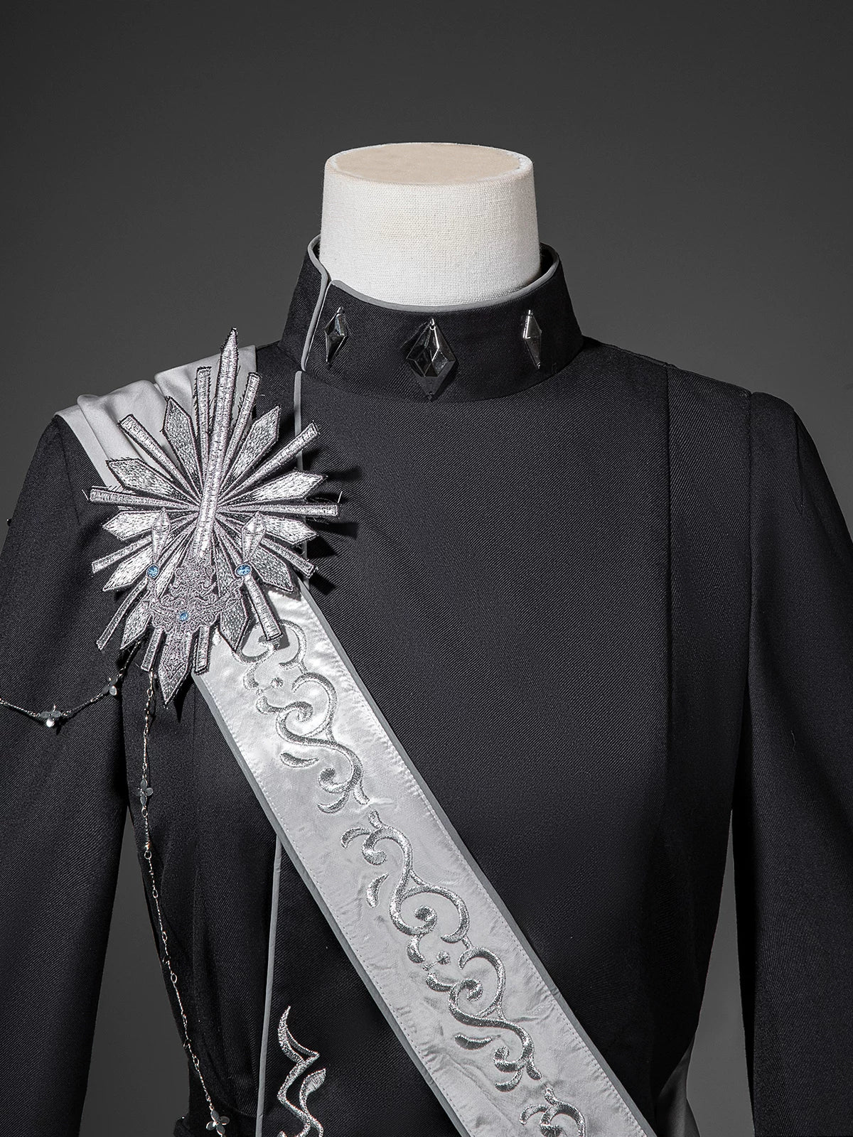 Oathbound Sword - Embroidery Ouji Lolita Set, High-Low Hem Coat 44438:808451