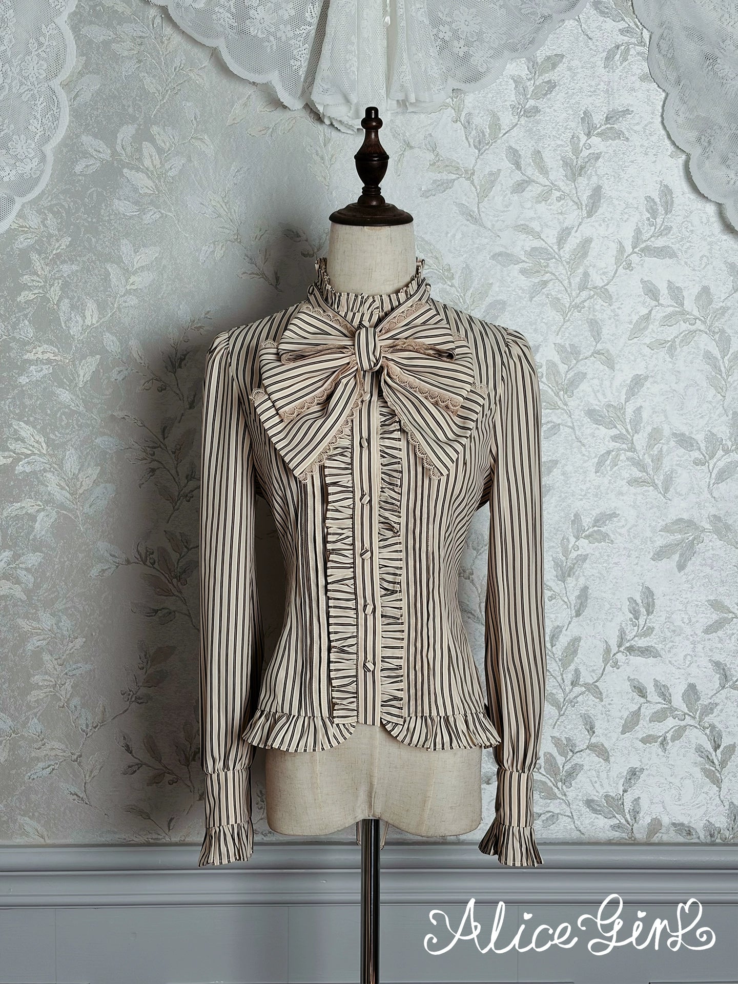 Alice Girl - Duke of Victoria - Classic Lolita Striped Blouse (Brown / L M S XL XS) 44093:795184