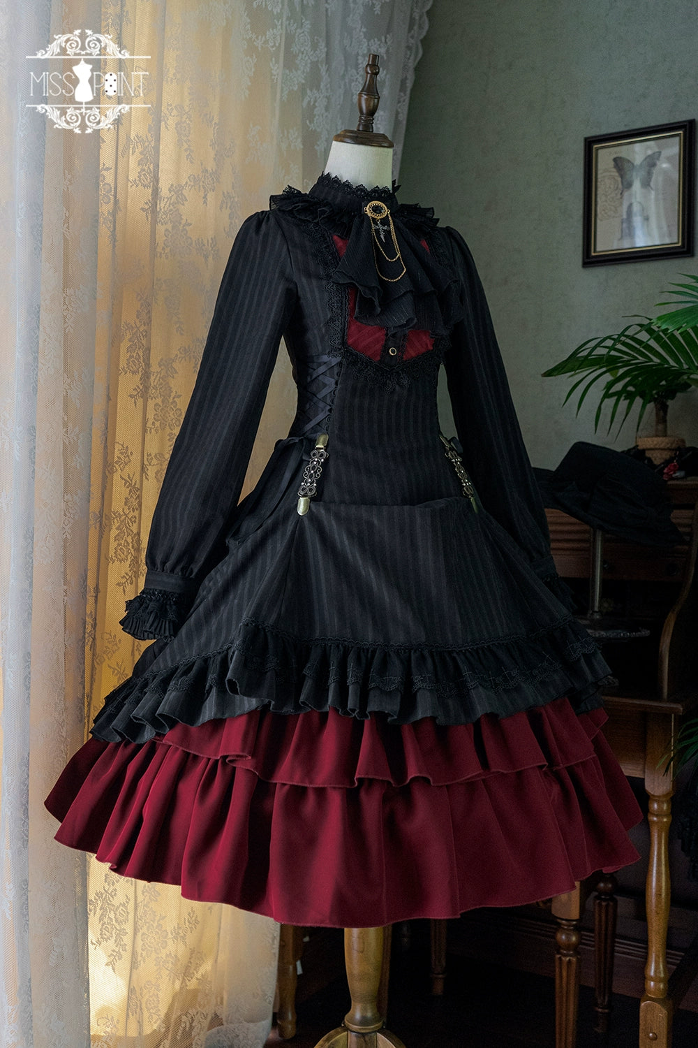 Miss Point~Perintz Manor~Gothic Lolita OP Long Sleeve Retro Lolita Dress 39904:642676