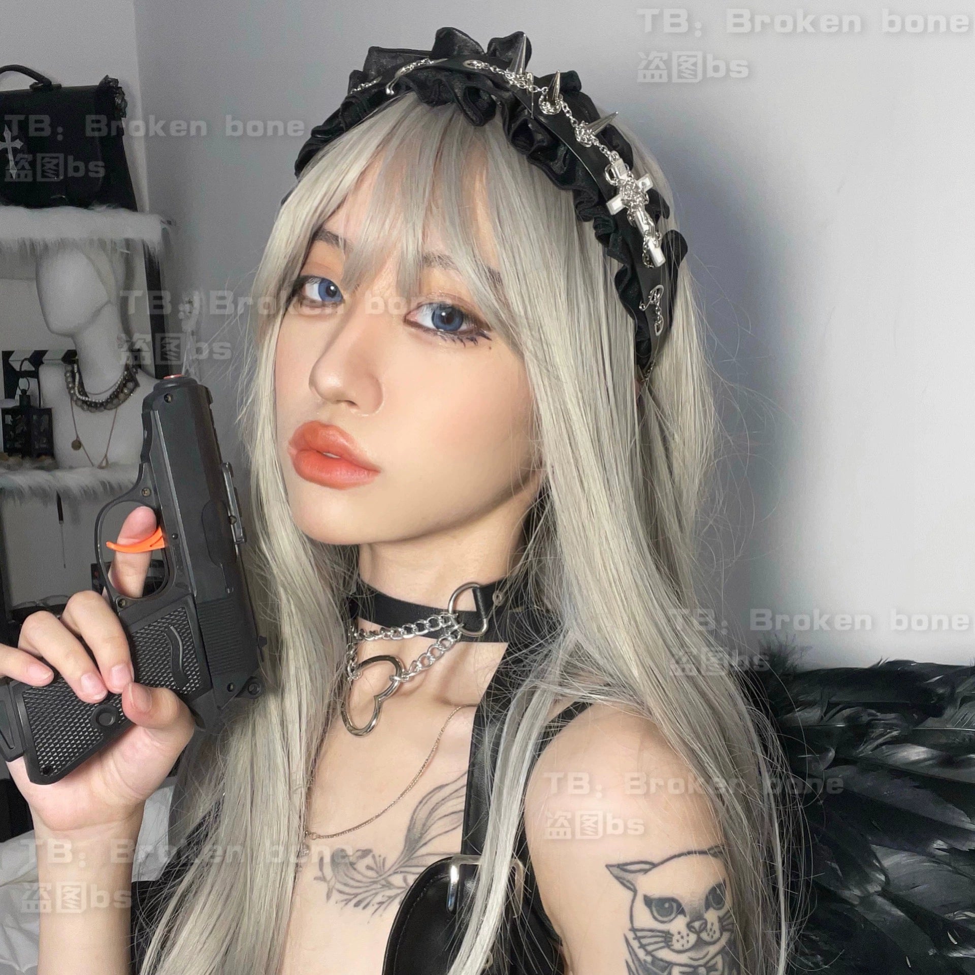 Broken Bone - Gothic Lolita Headband Black Rivet Headwear