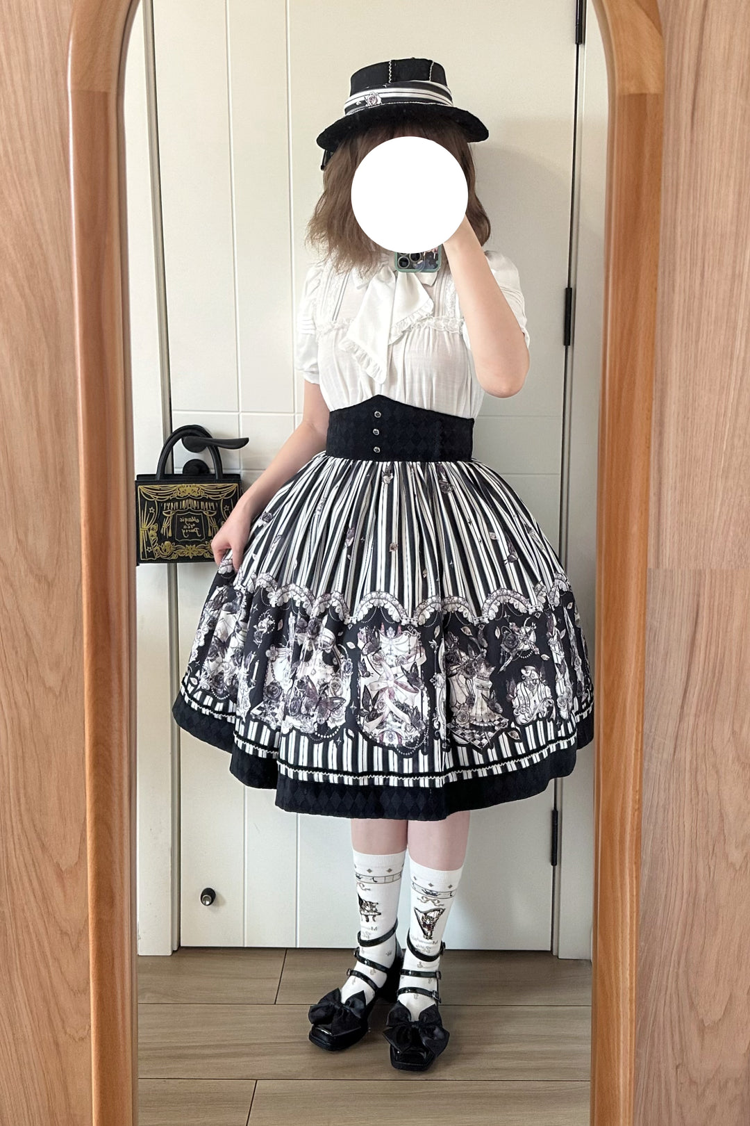 (Buyforme)Little Bear~Gothic Lolita Black and White Striped JSK Set   