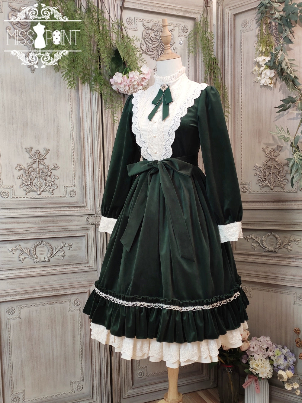 (BFM)Miss Point~Customized Lolita Dress Vintage Elegant Velvet OP Dress 32520:391750