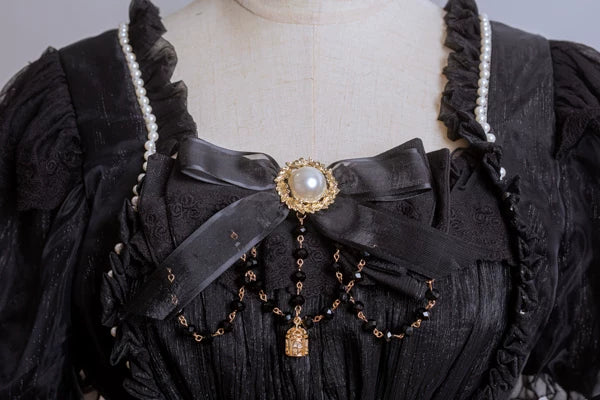 Waltz - Classic Lolita Accessories, Long Mesh Trailing Flower Brooch Only Black