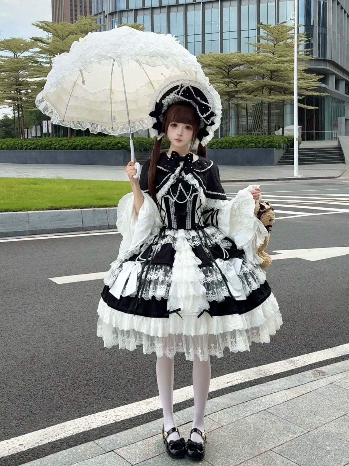 Peach Bunny - Sakura Love - Sweet Lolita Cloak, Detachable Bow Black Cape One Size