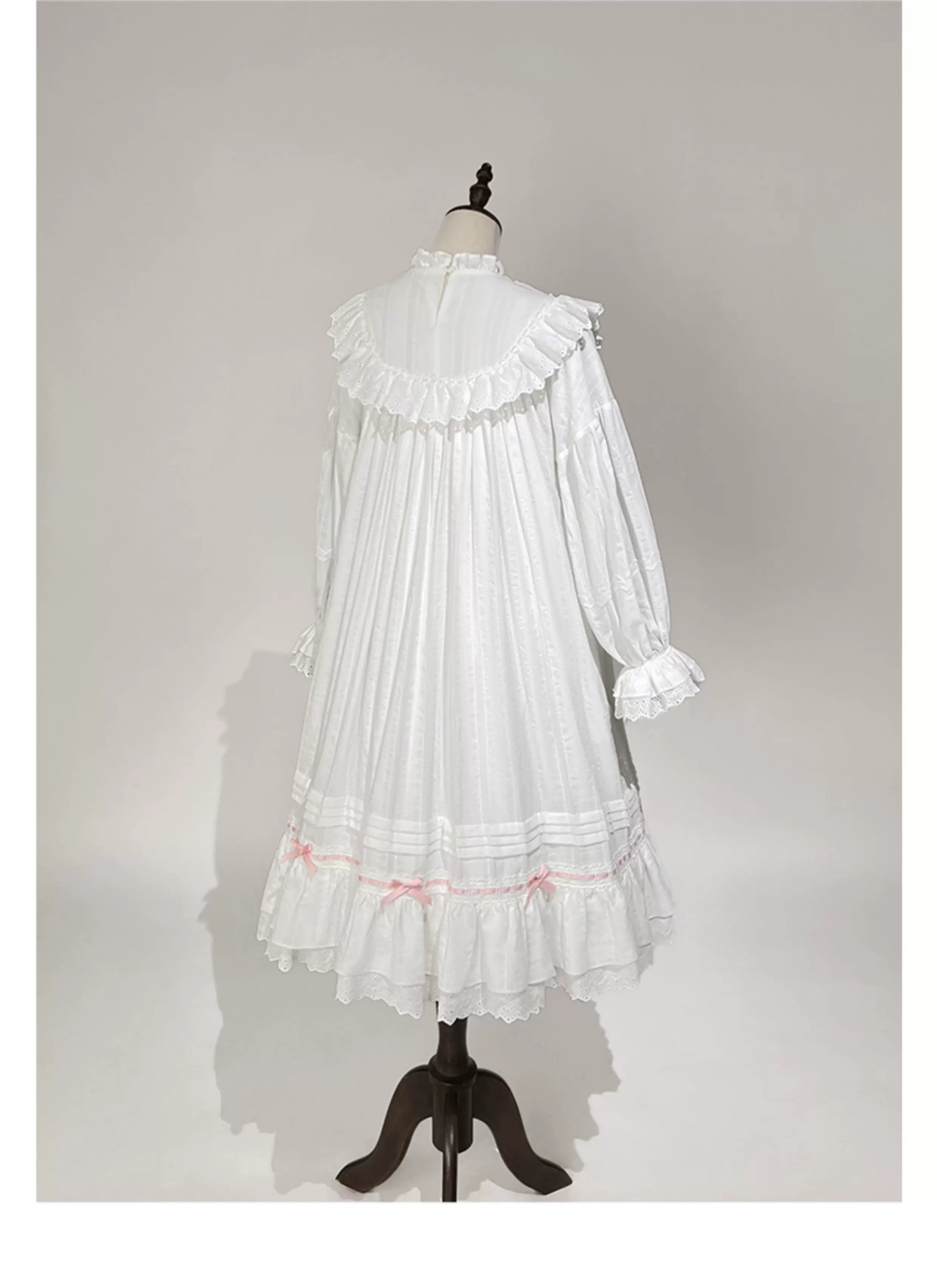 Lop-Eared Bunny Dream - Vintage Lolita Doll-like Nightdress, Ruffles & Bow