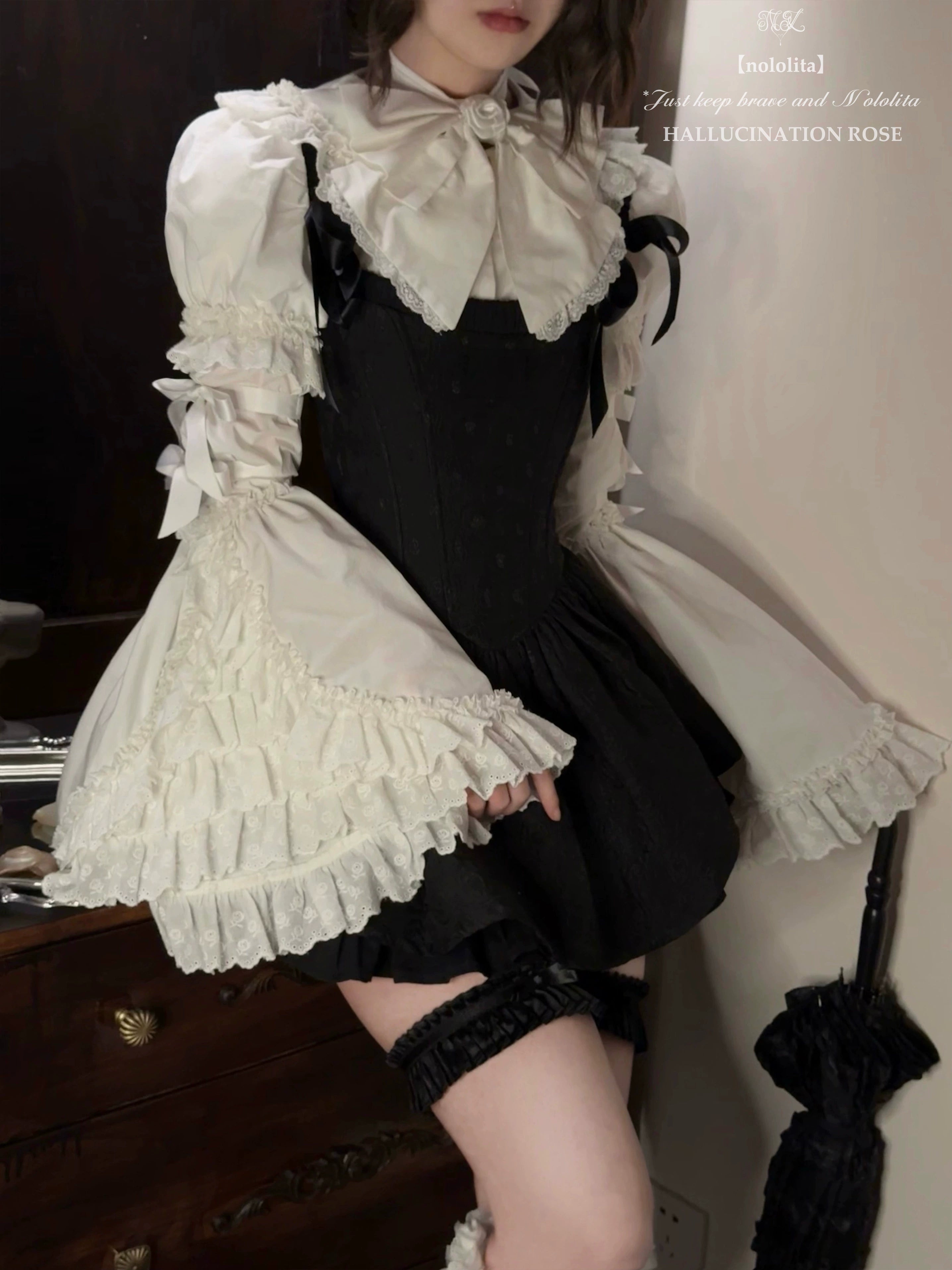 Nololita~Nightingale~Old School Lolita Shirt with Detachable Sleeves 41944:720504