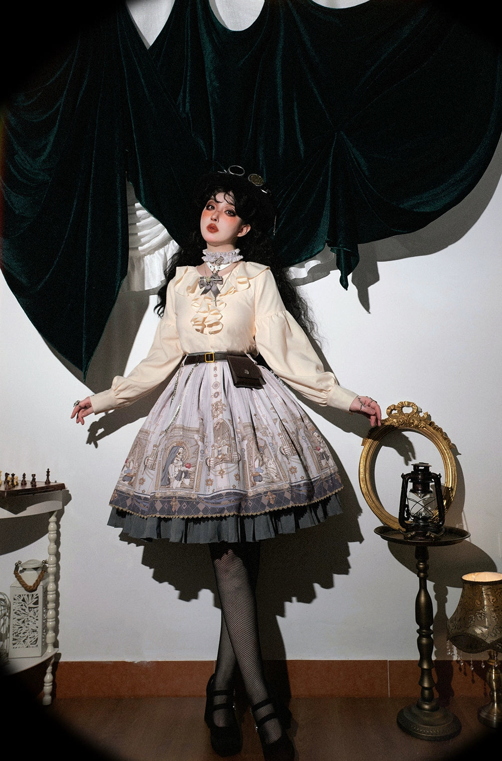 (BFM)Miss Point~Demon Hunting Notes~Gothic Lolita Cross Print Short Skirt   