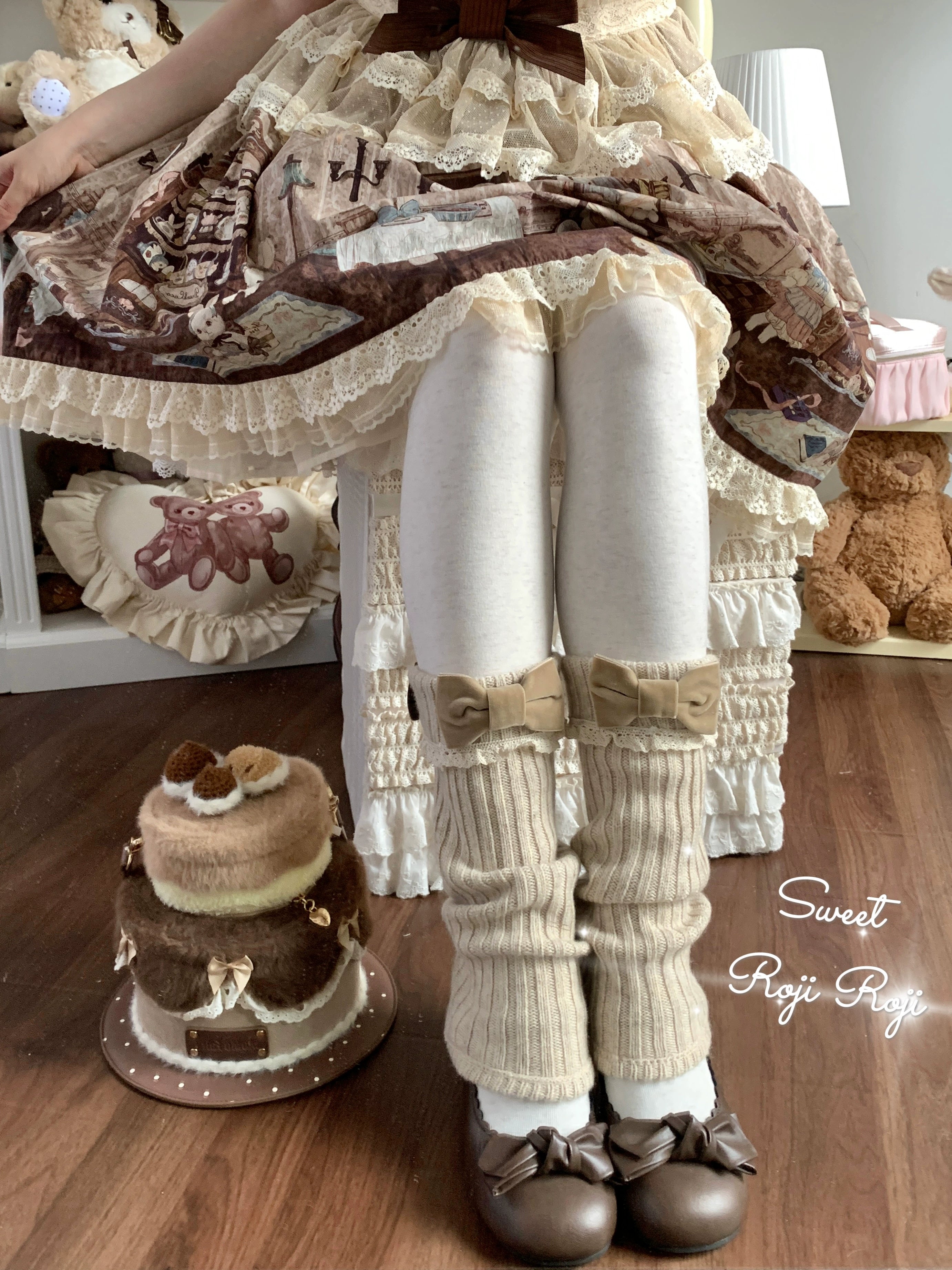 Roji Roji - Flared-Hem Lolita Leg Warmers, Velvet Bows 44249:801000