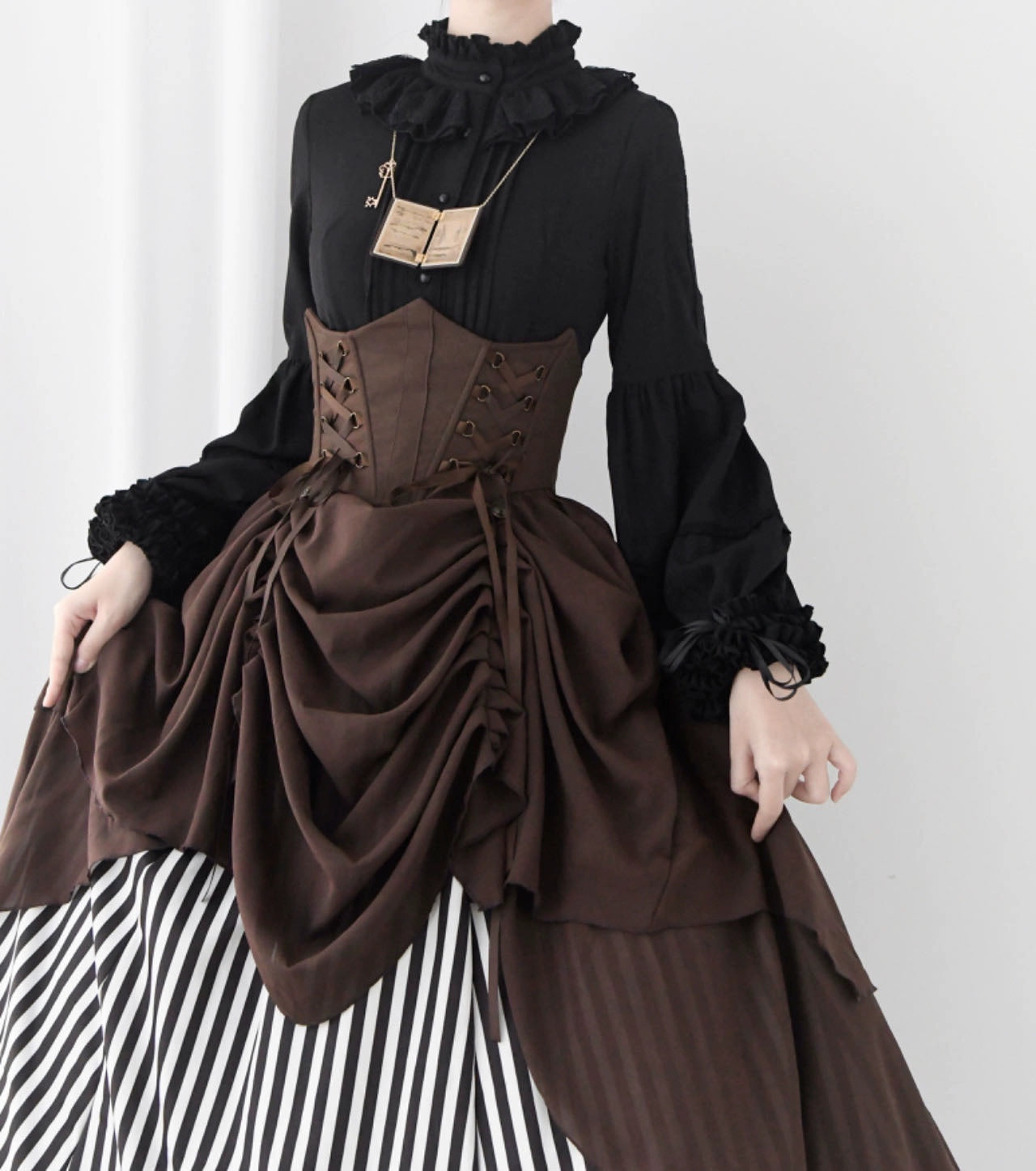 DMFS Lolita - Ever-Changing Enchantress - Classic Lolita Blouse, Tightening Hime Sleeve 44208:798670