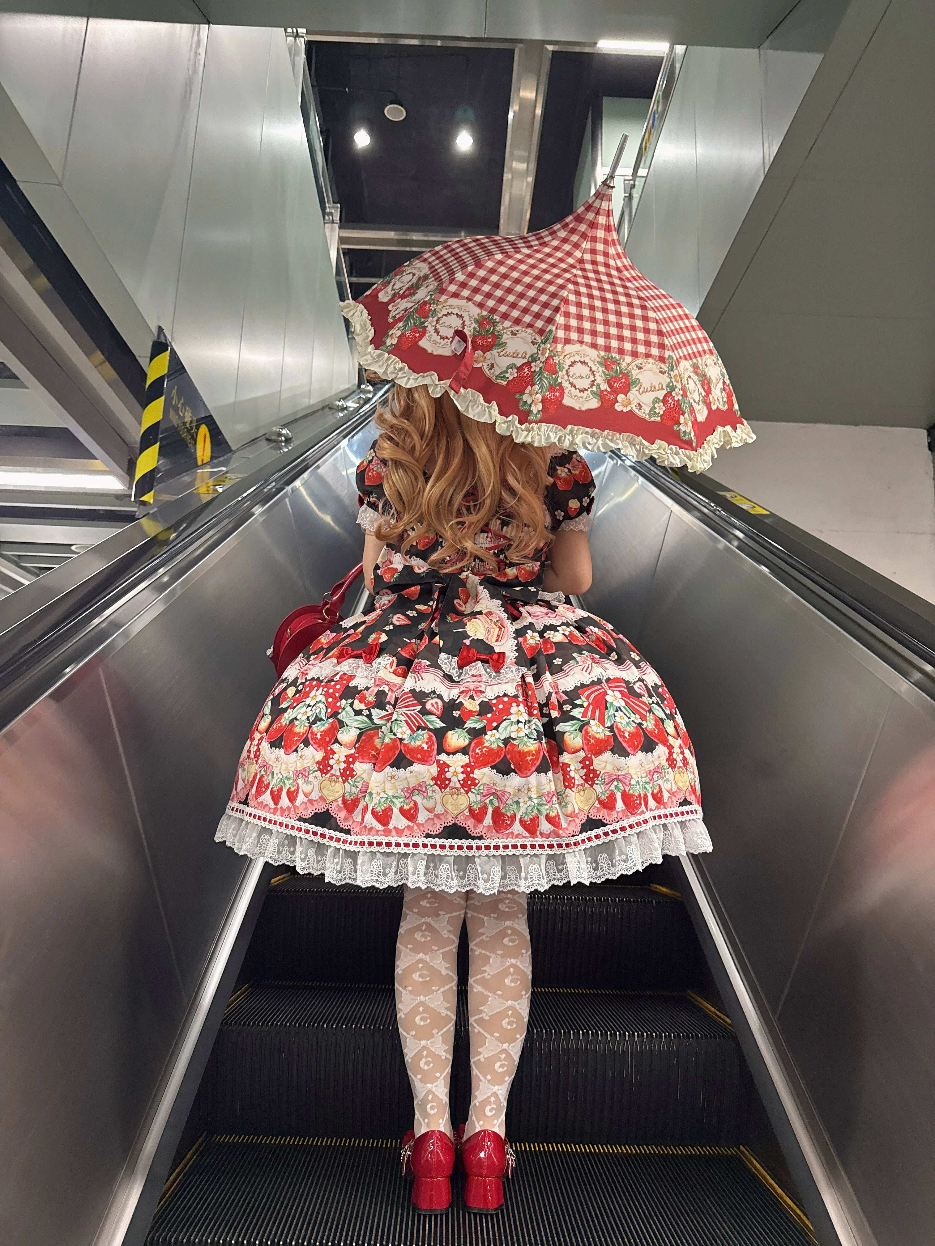 Strawberry Cream Bouquet - Printed Sweet Lolita OP Dress, Halter Neckline