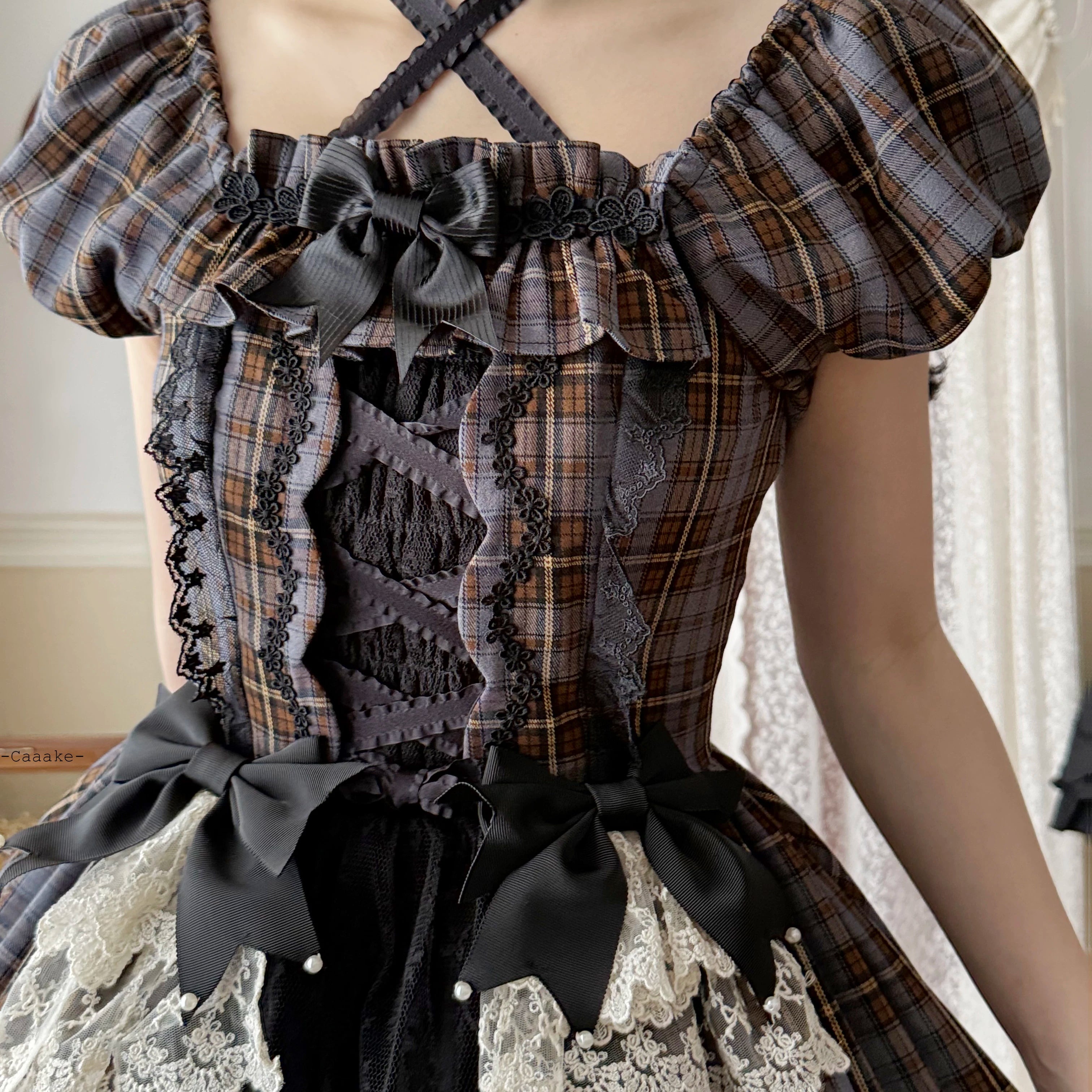 Plaid Petals - Old School Lolita OP Dress, Scalloped Hem