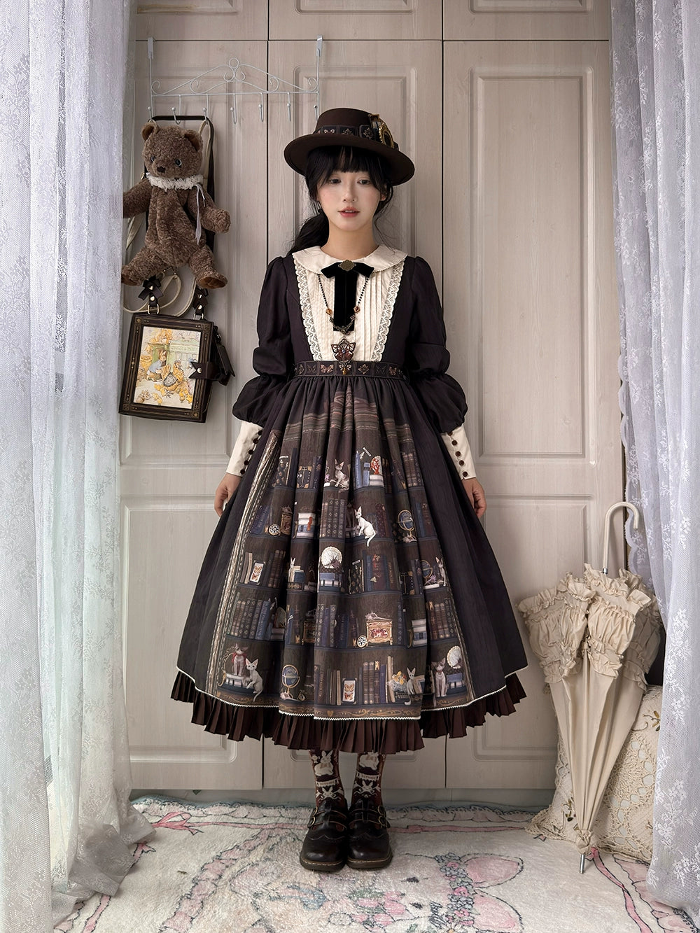 Miss Point - German Bookshelf - Classic Lolita OP Dress & Detachble Cape 44023:792396