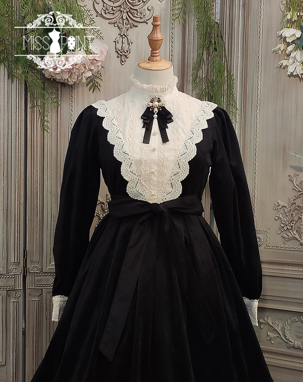 (BFM)Miss Point~Customized Lolita Dress Vintage Elegant Velvet OP Dress 32520:391654